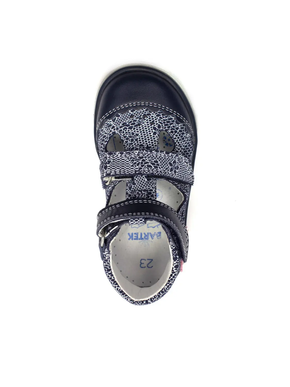 Сандалии на девочек