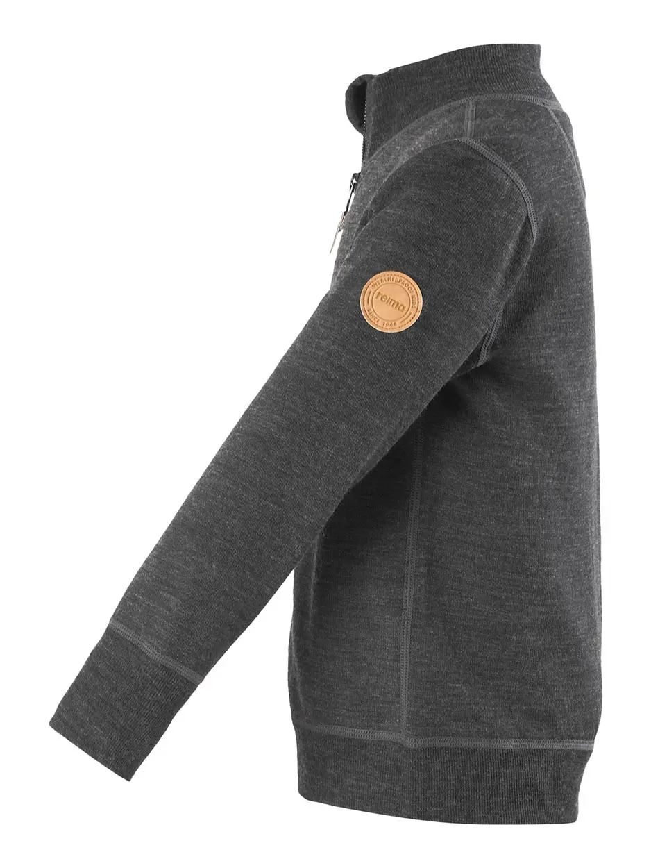 Свитер детский