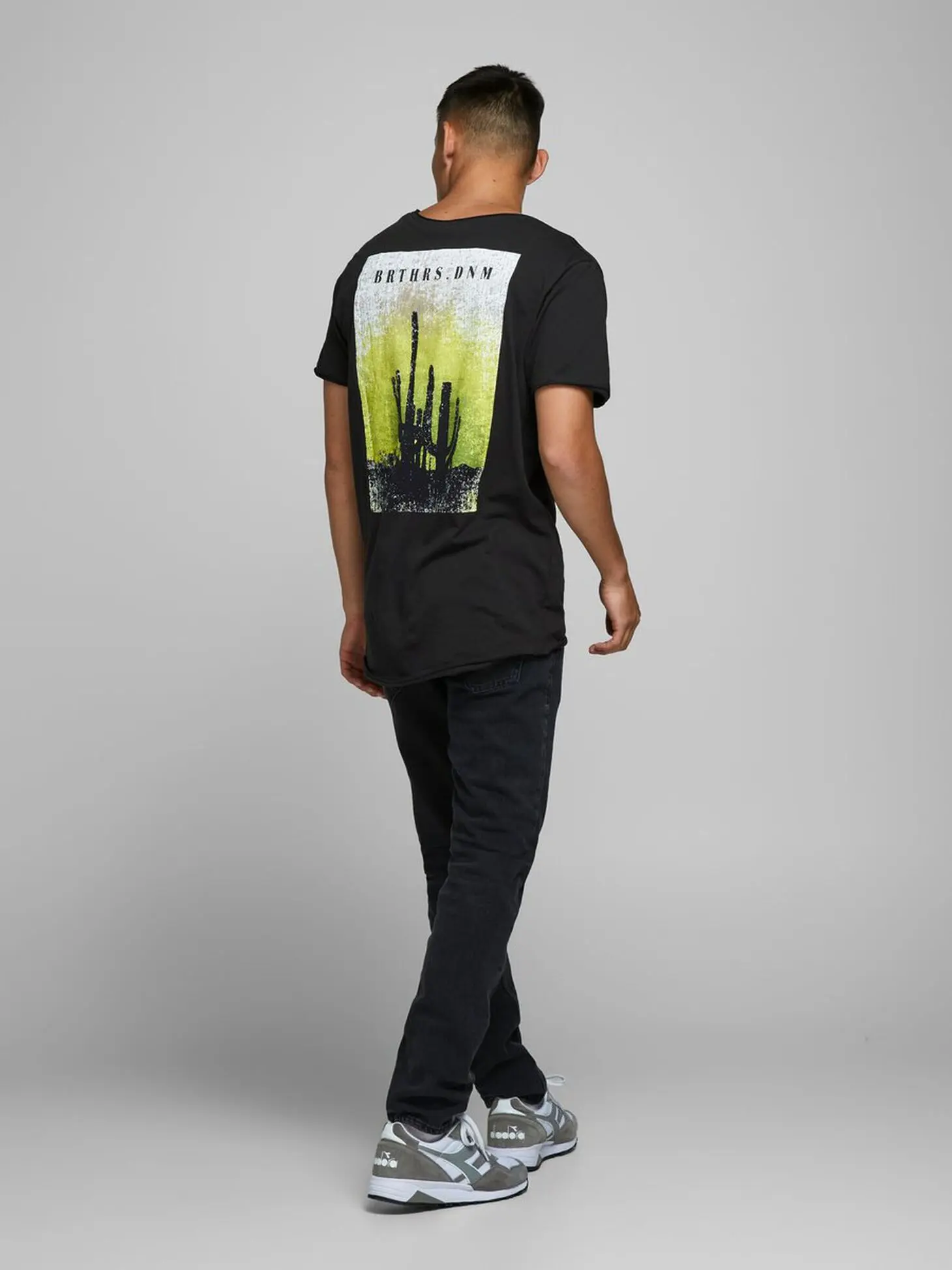 Футболка с принтом мужская