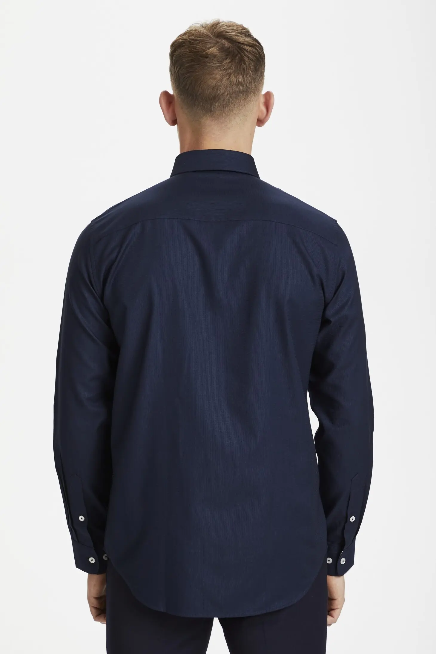 Рубашка regular fit с длинным рукавом мужская