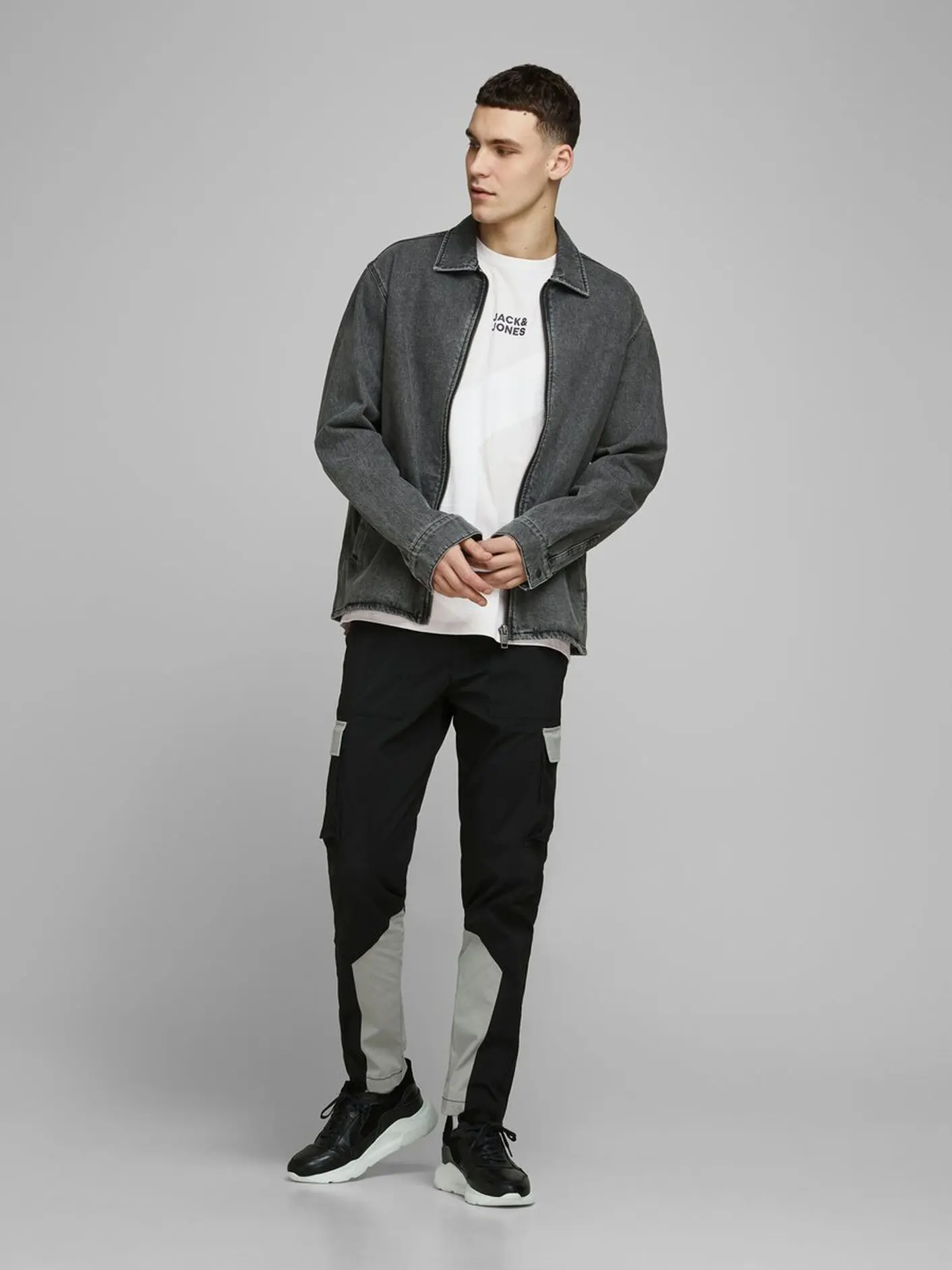 Photo 3