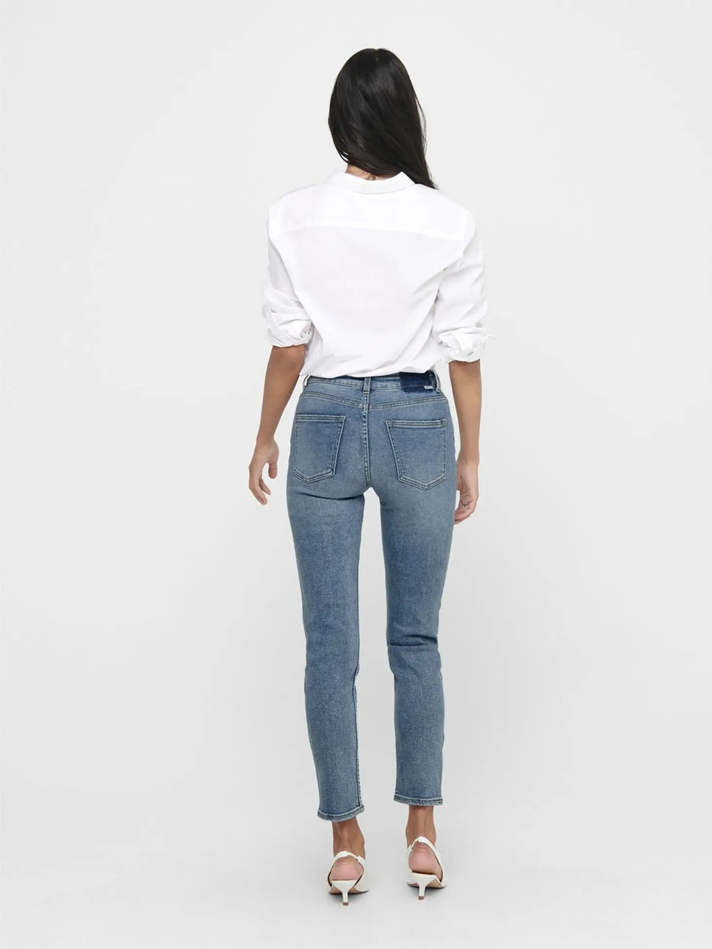 Джинсы Straight Fit женские
