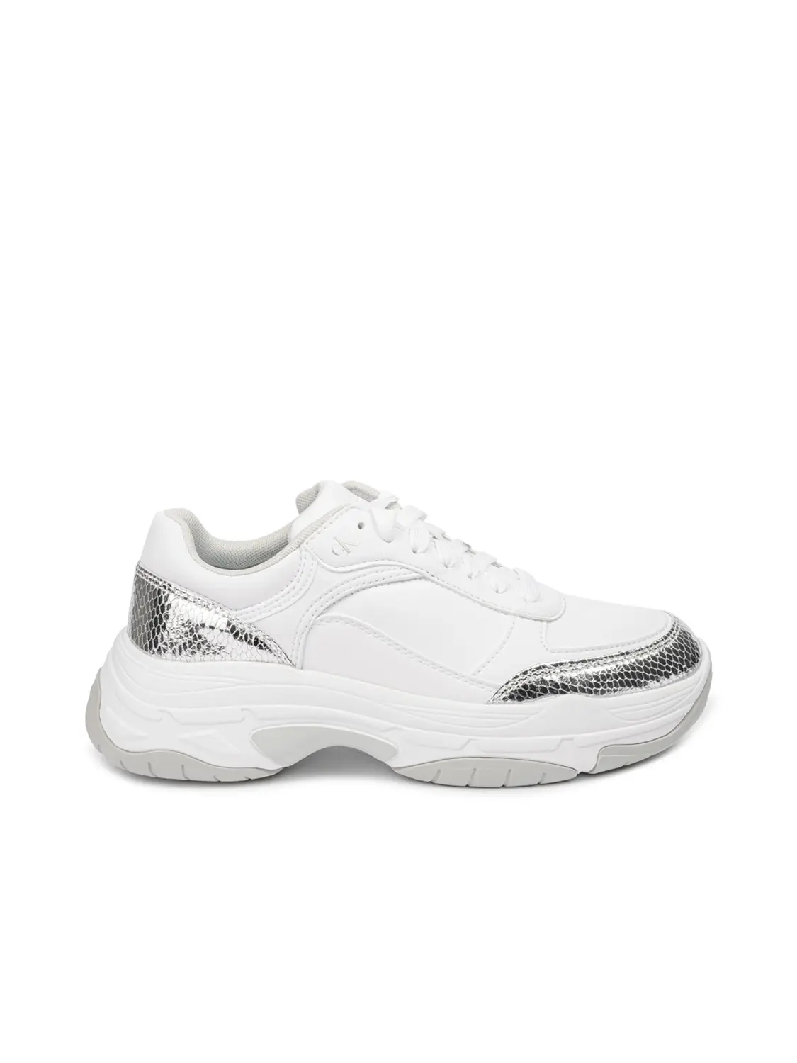 Кроссовки женские