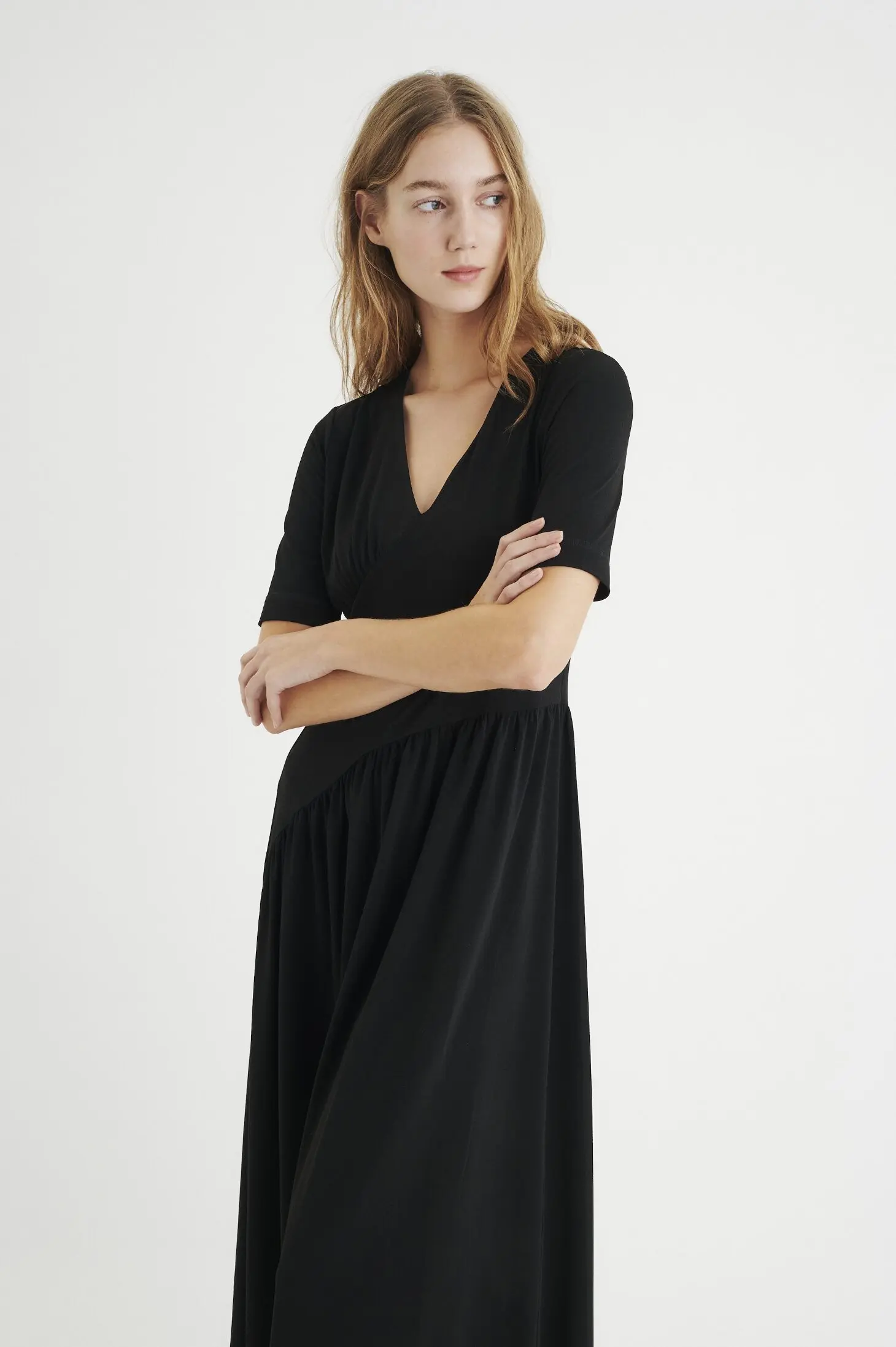 Платье миди женское