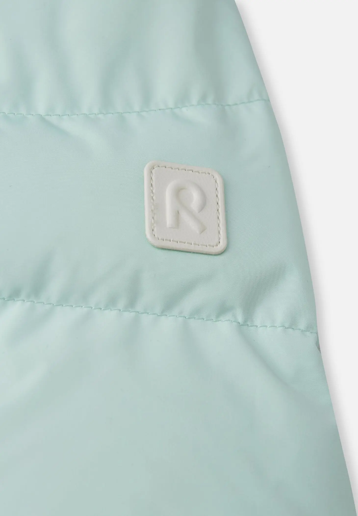 Пуховой комбинезон для мальчиков