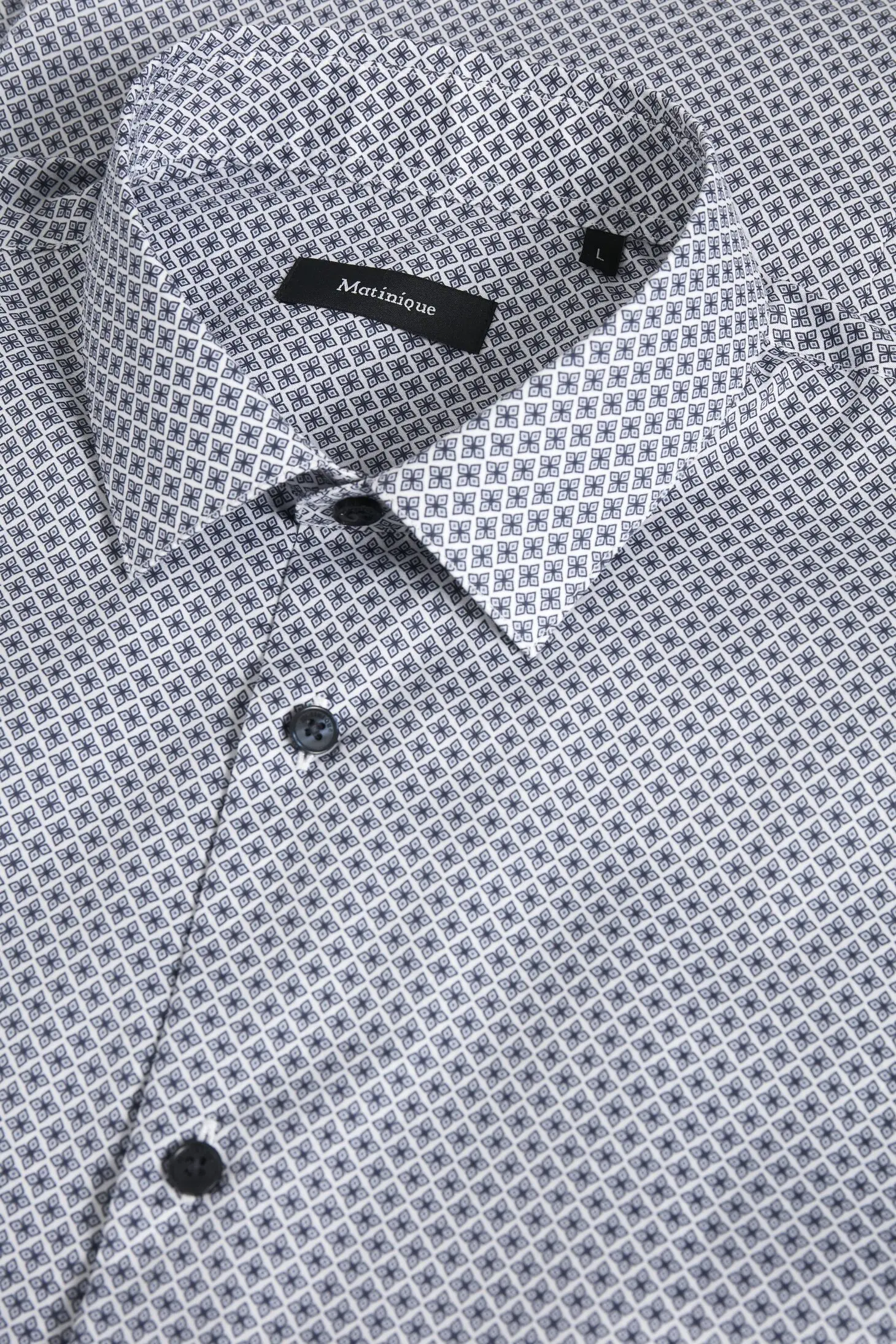 Рубашка приталенная мужская