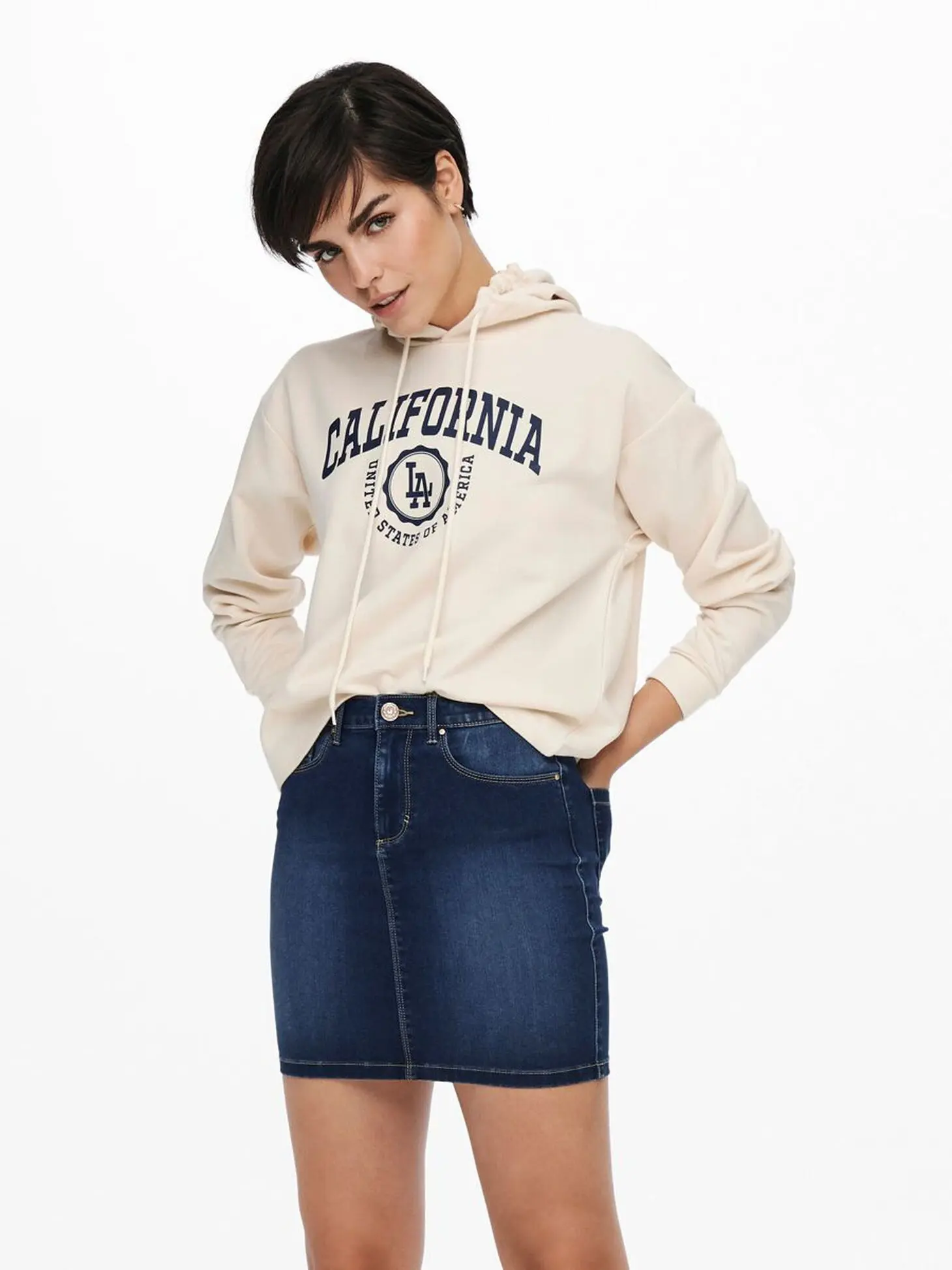 Худи с принтом женское