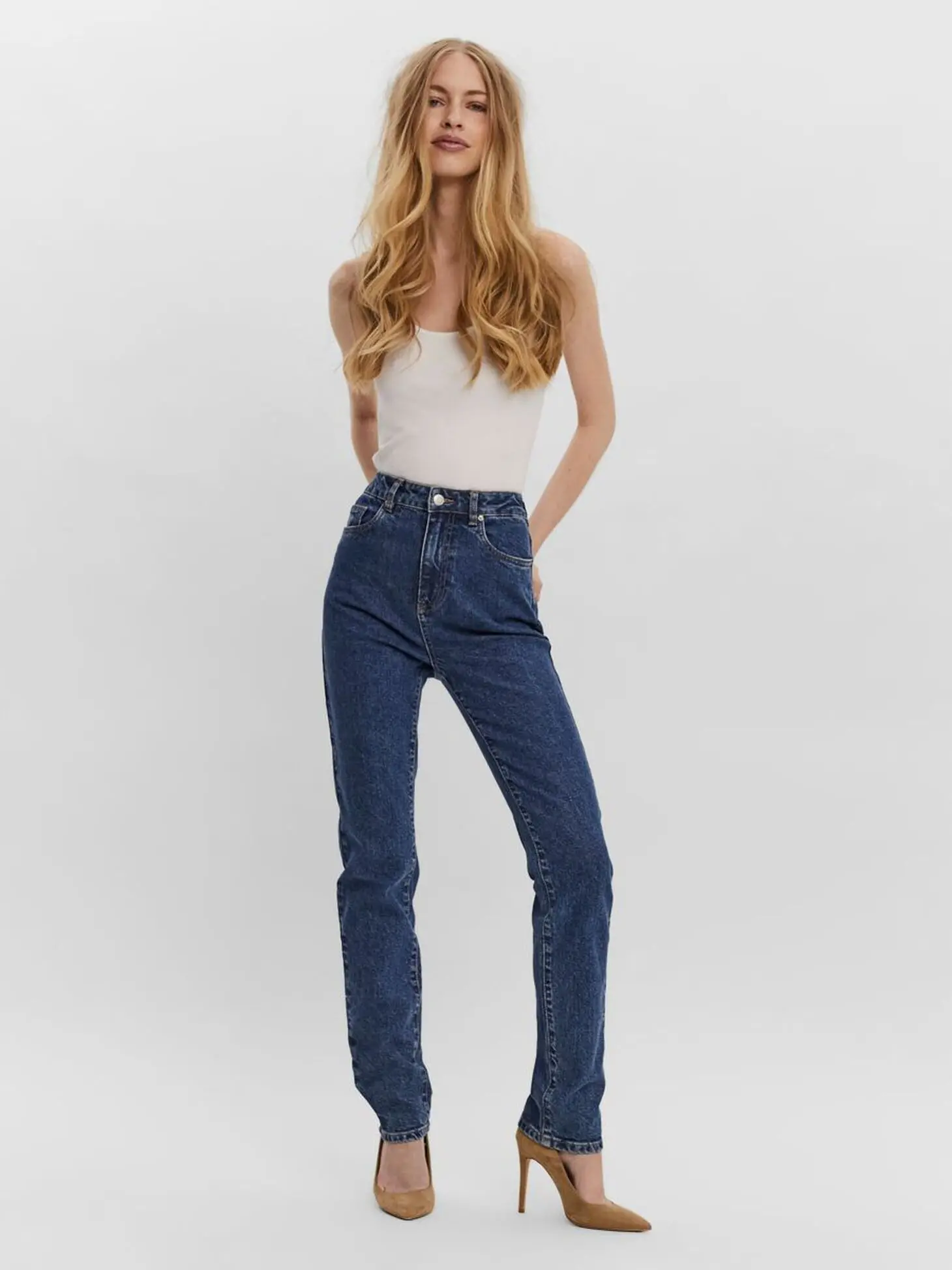 Джинсы mom fit женские