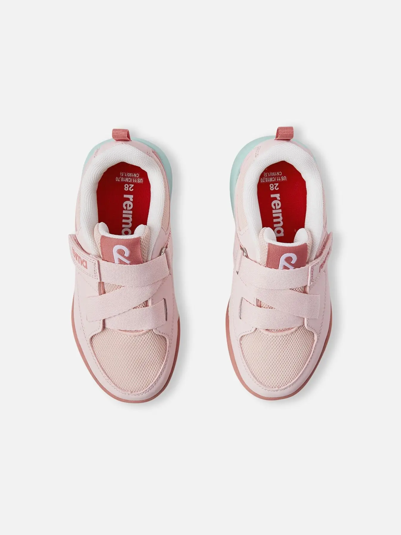 Кроссовки для девочек