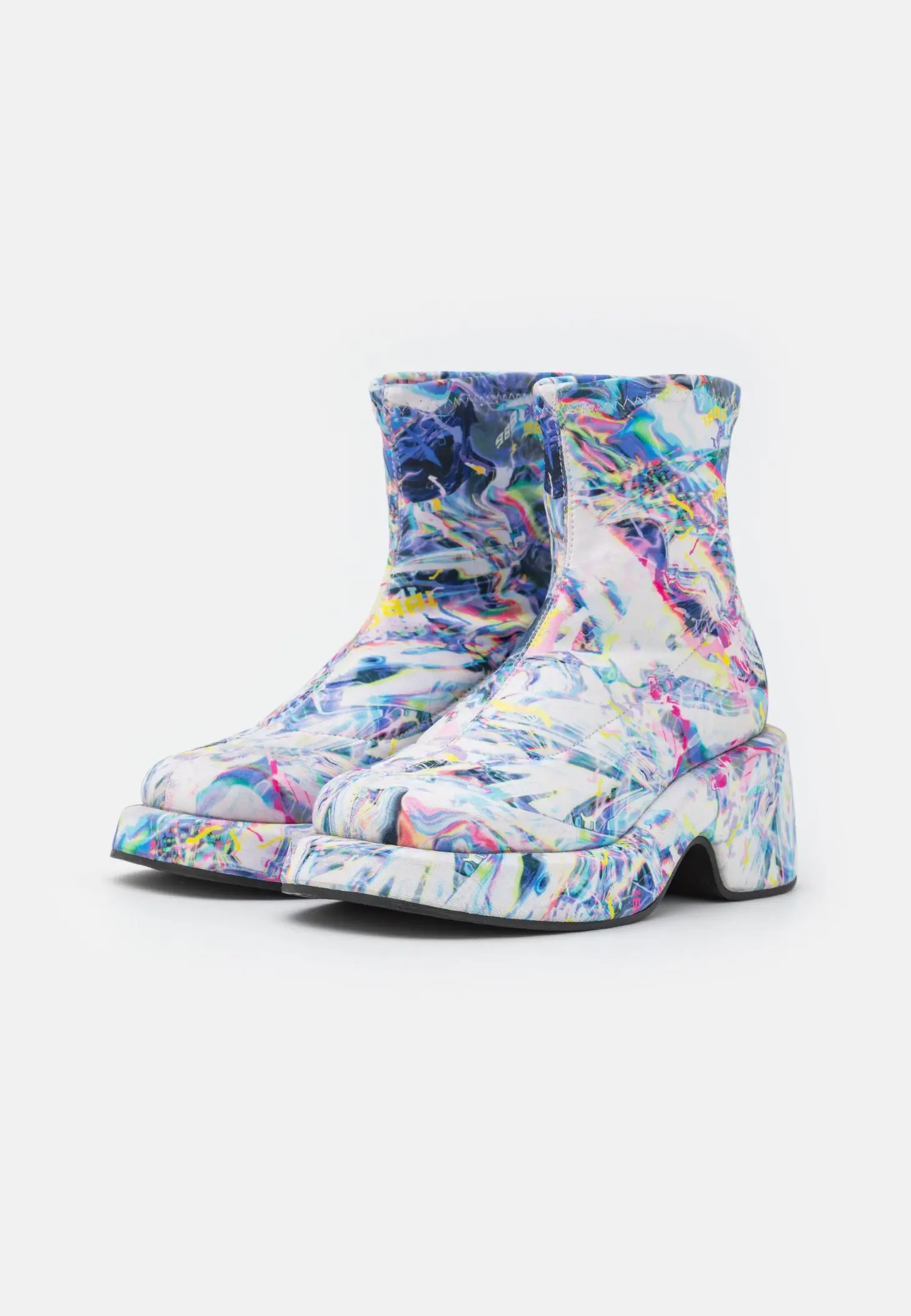 Ботинки женские