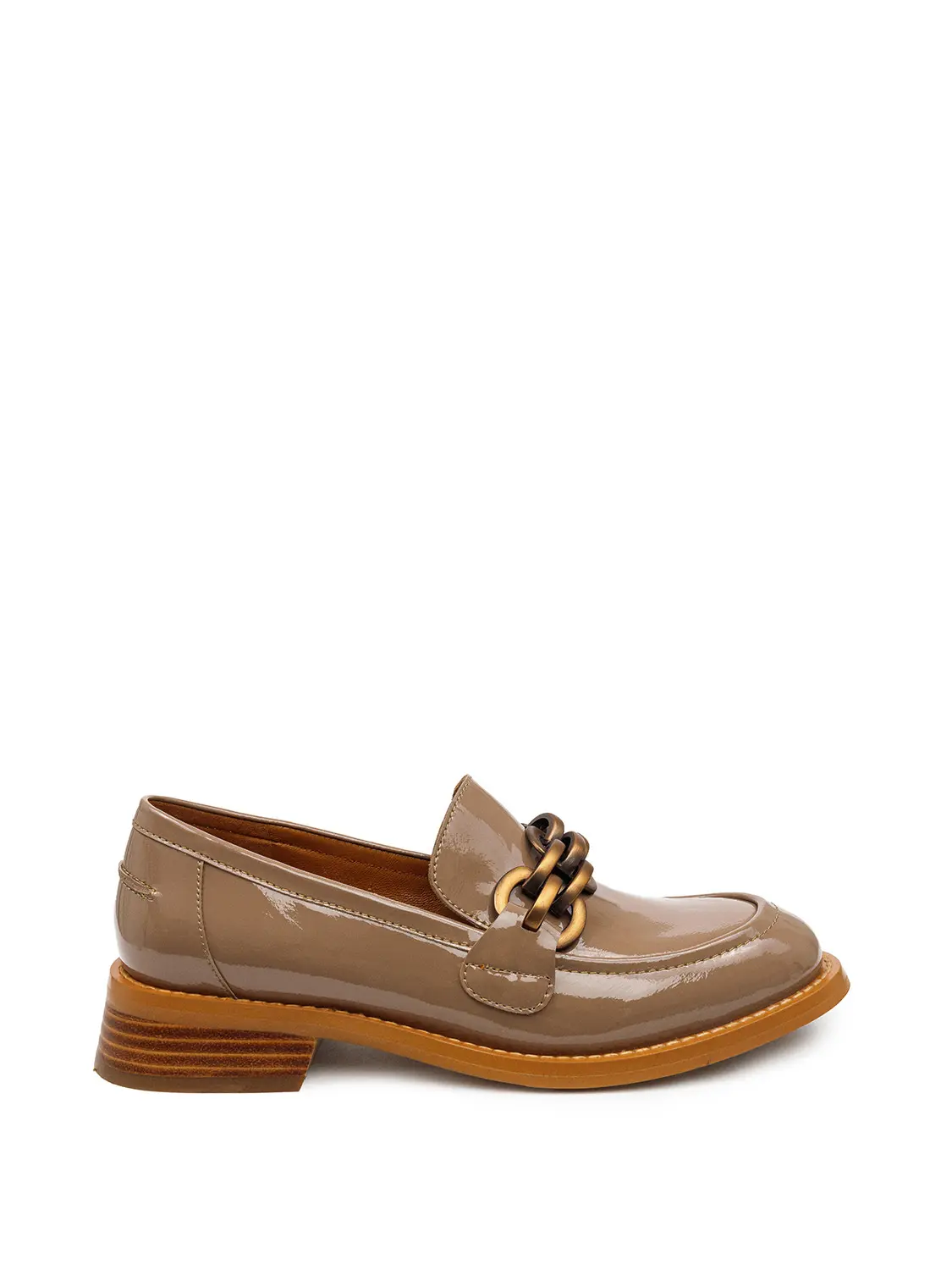 Лоферы женские