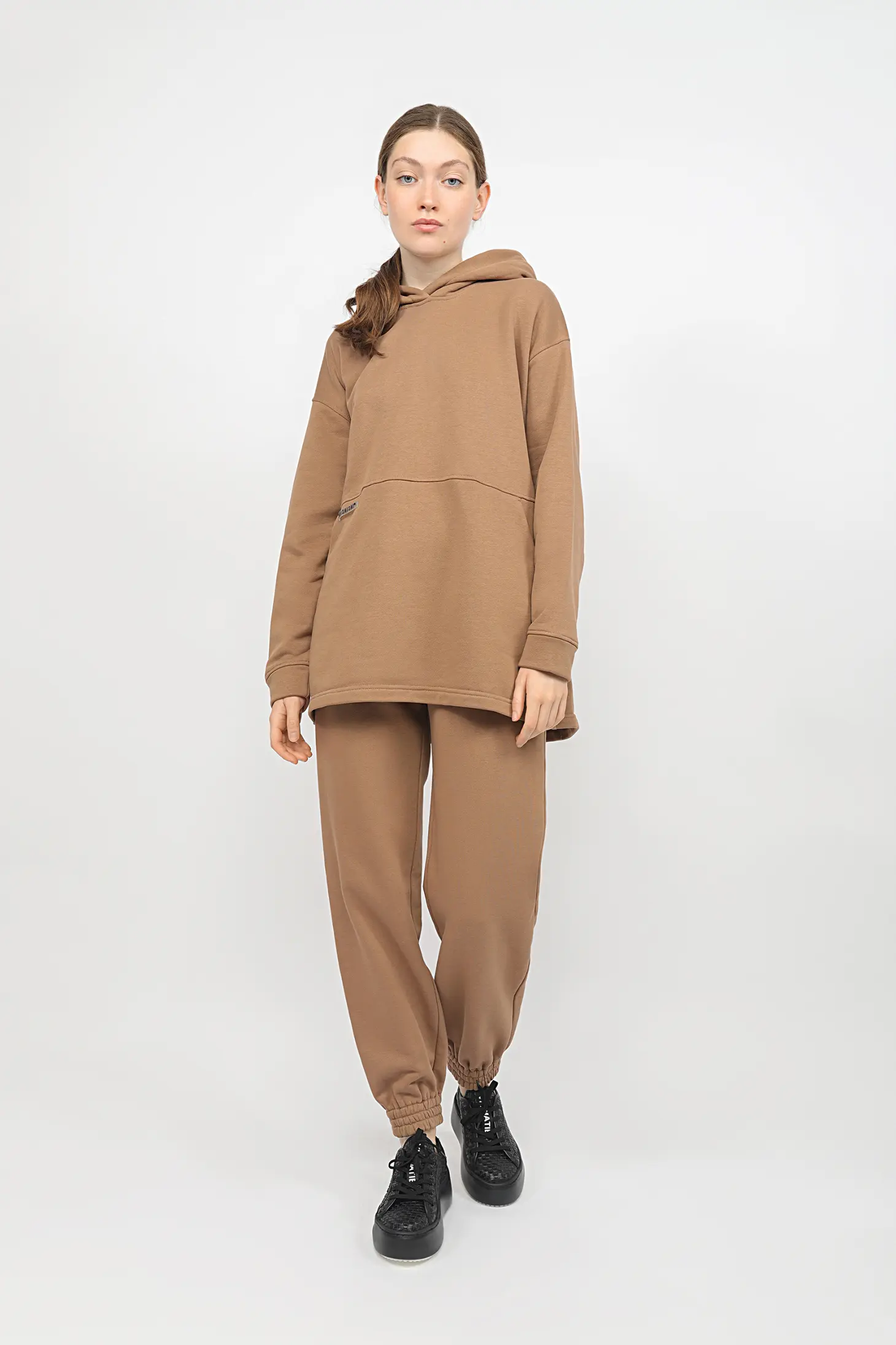 Брюки джоггеры женские