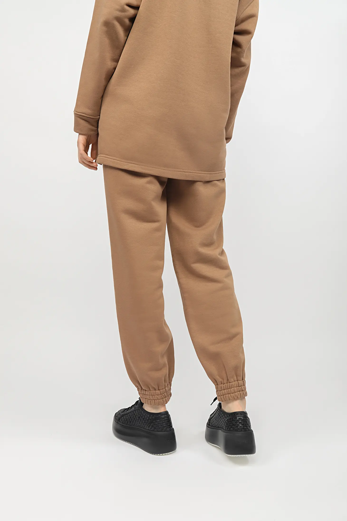 Брюки джоггеры женские