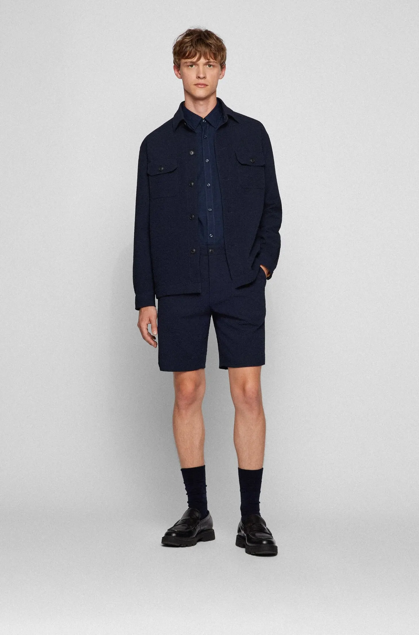 Рубашка приталенная мужская