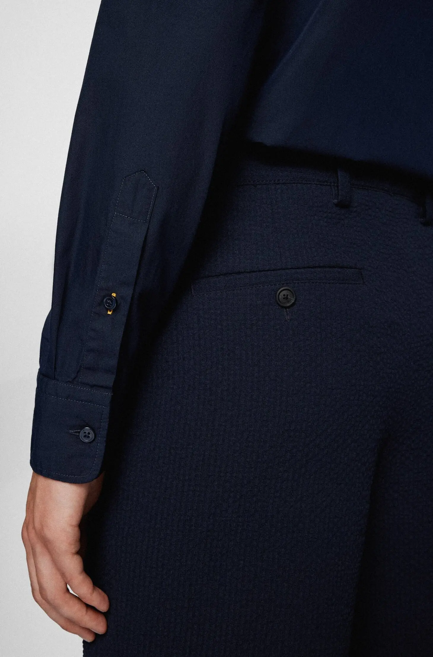 Рубашка приталенная мужская