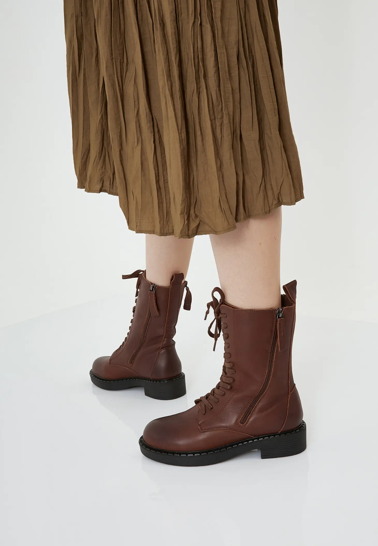 Ботинки женские