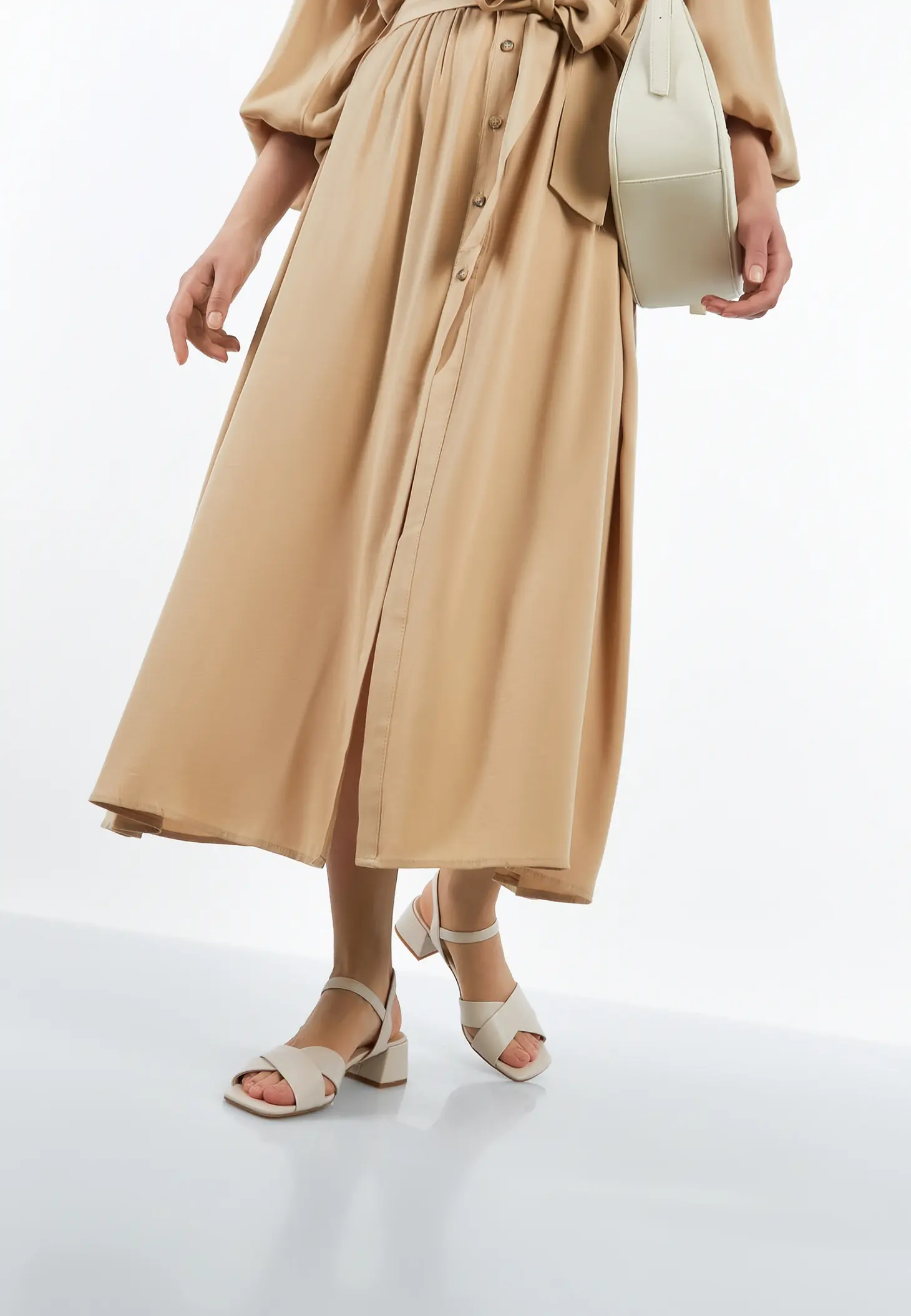 Босоножки женские