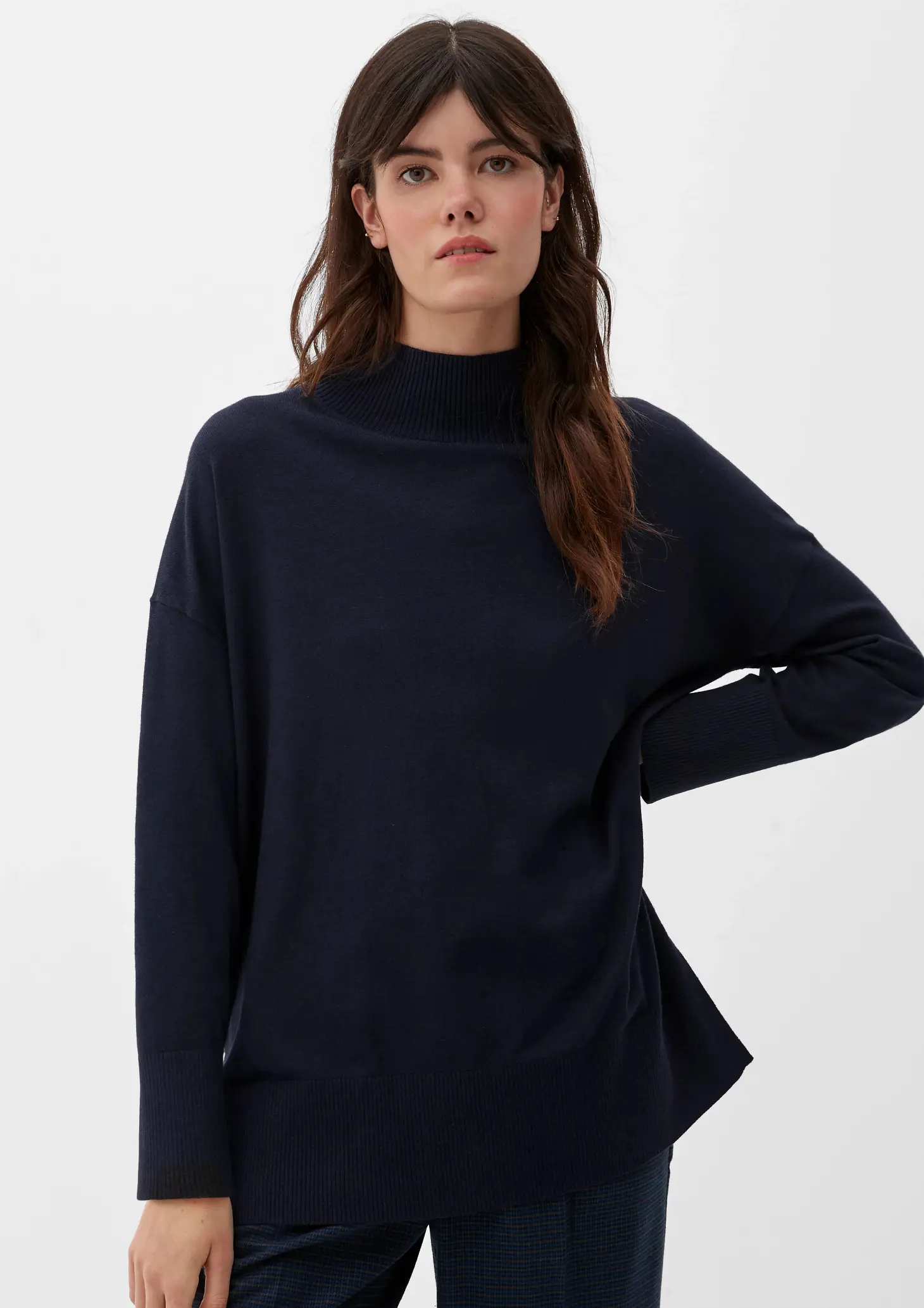 Свитер женский