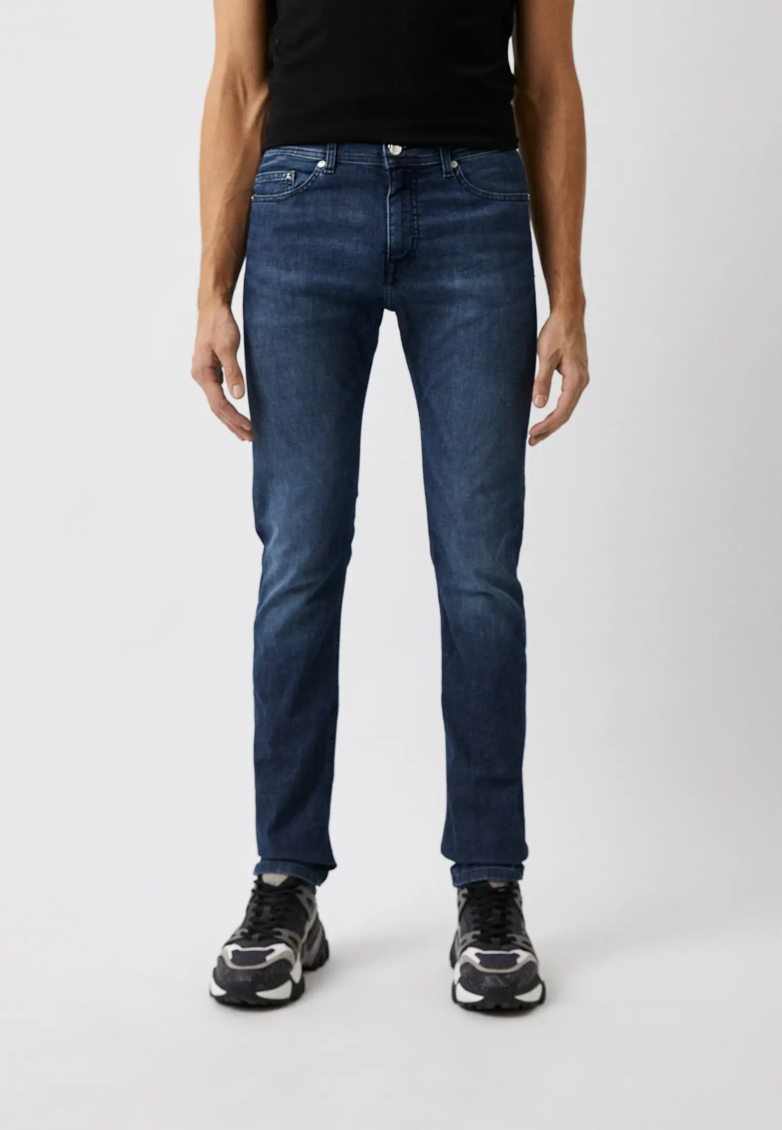 Джинсы зауженные мужские