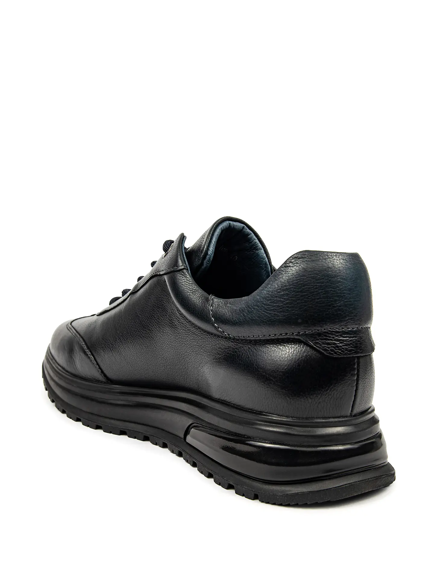 Кроссовки мужские