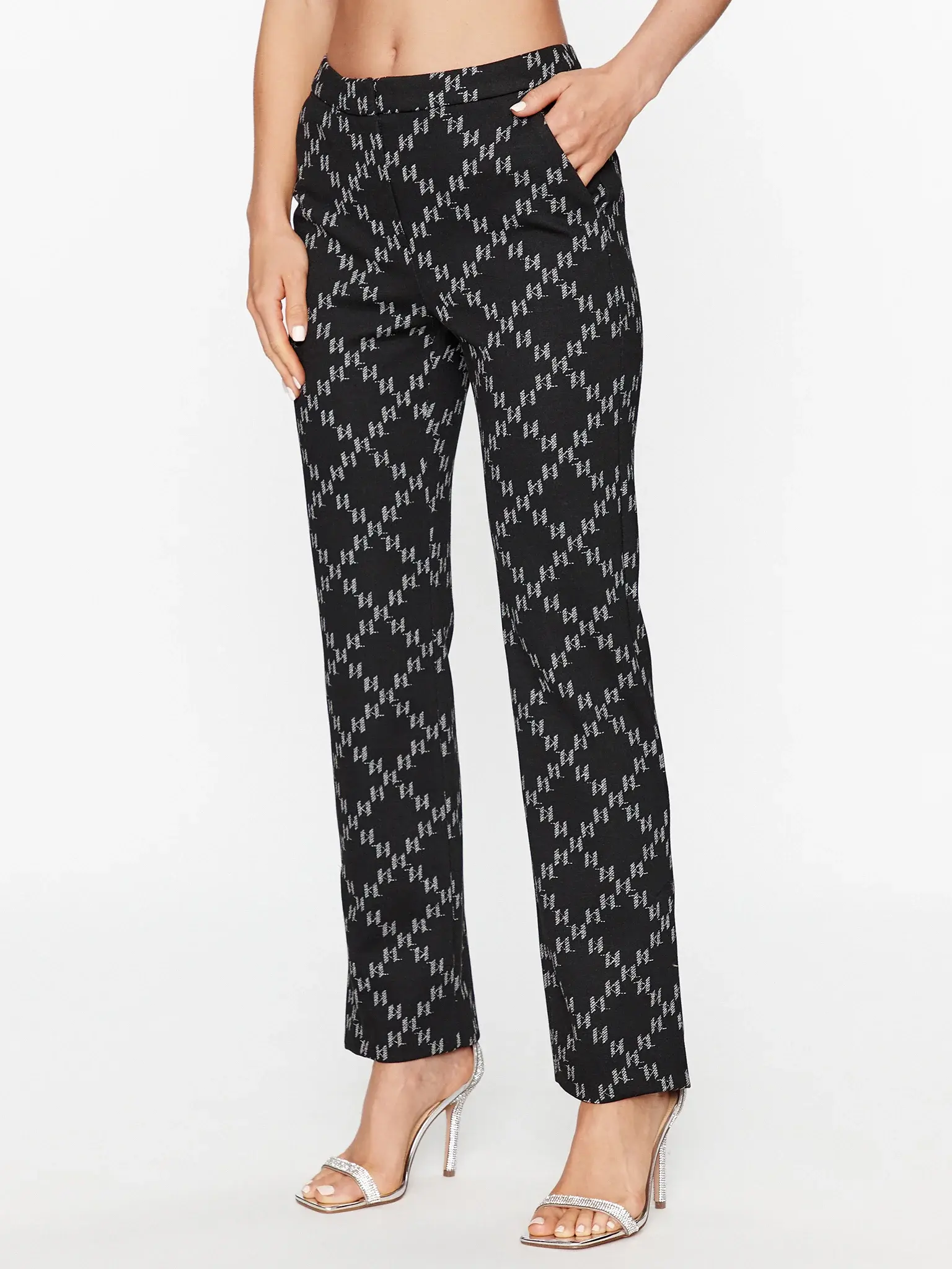 Брюки повседневные женские