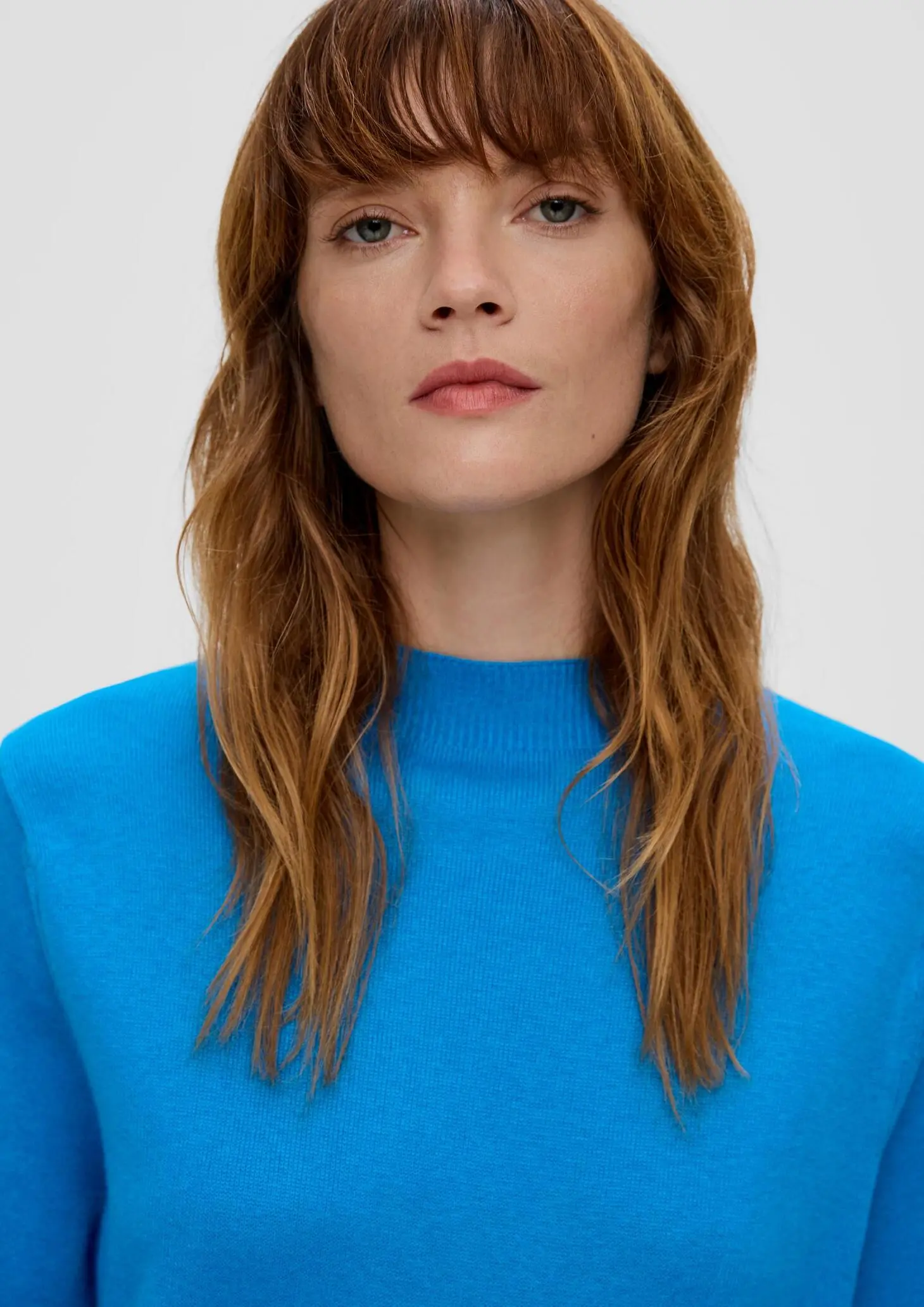 Свитер женский