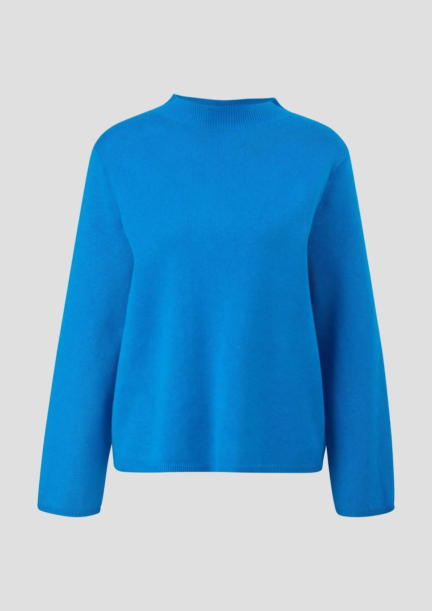 Свитер женский