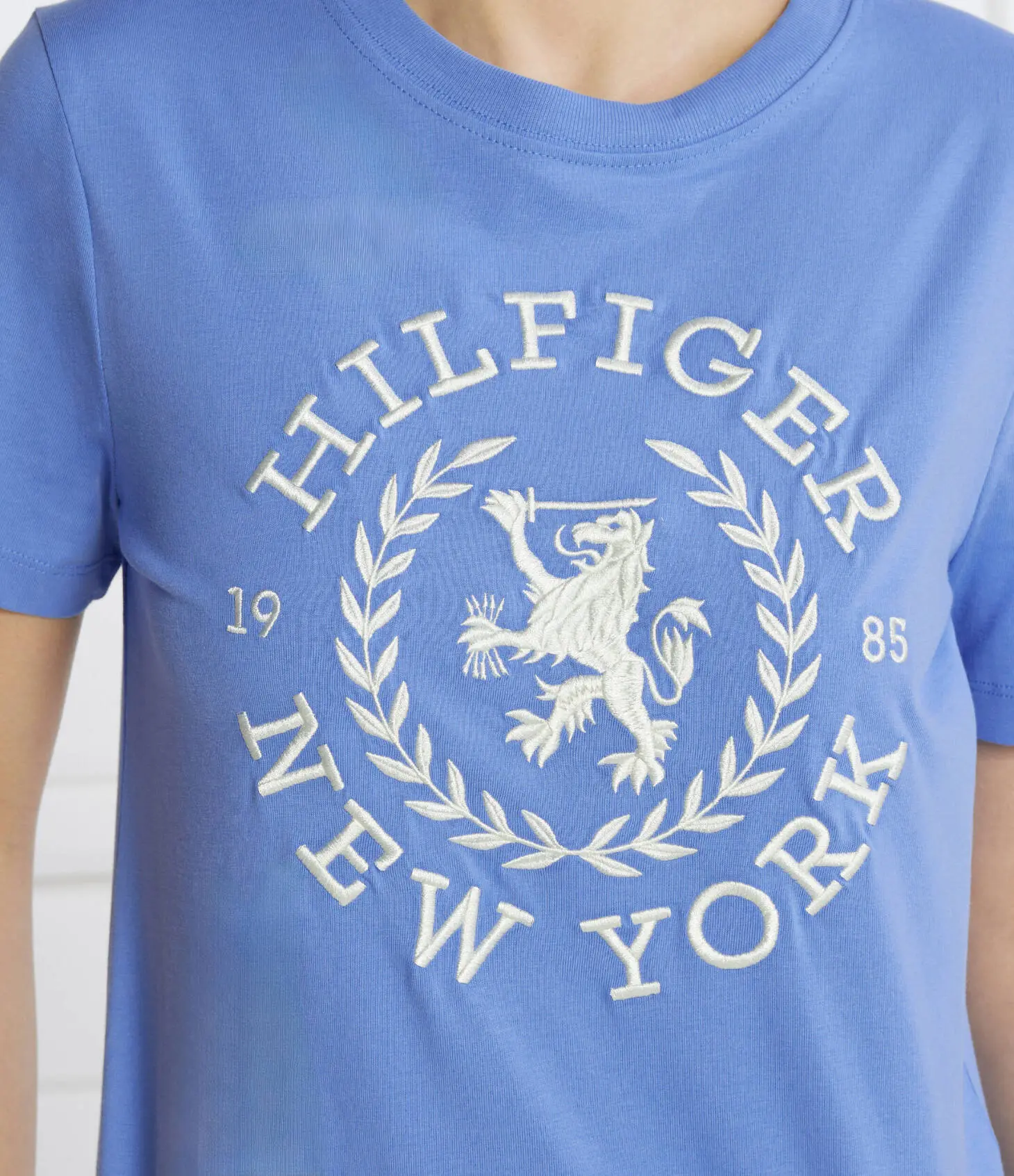 Футболка женская