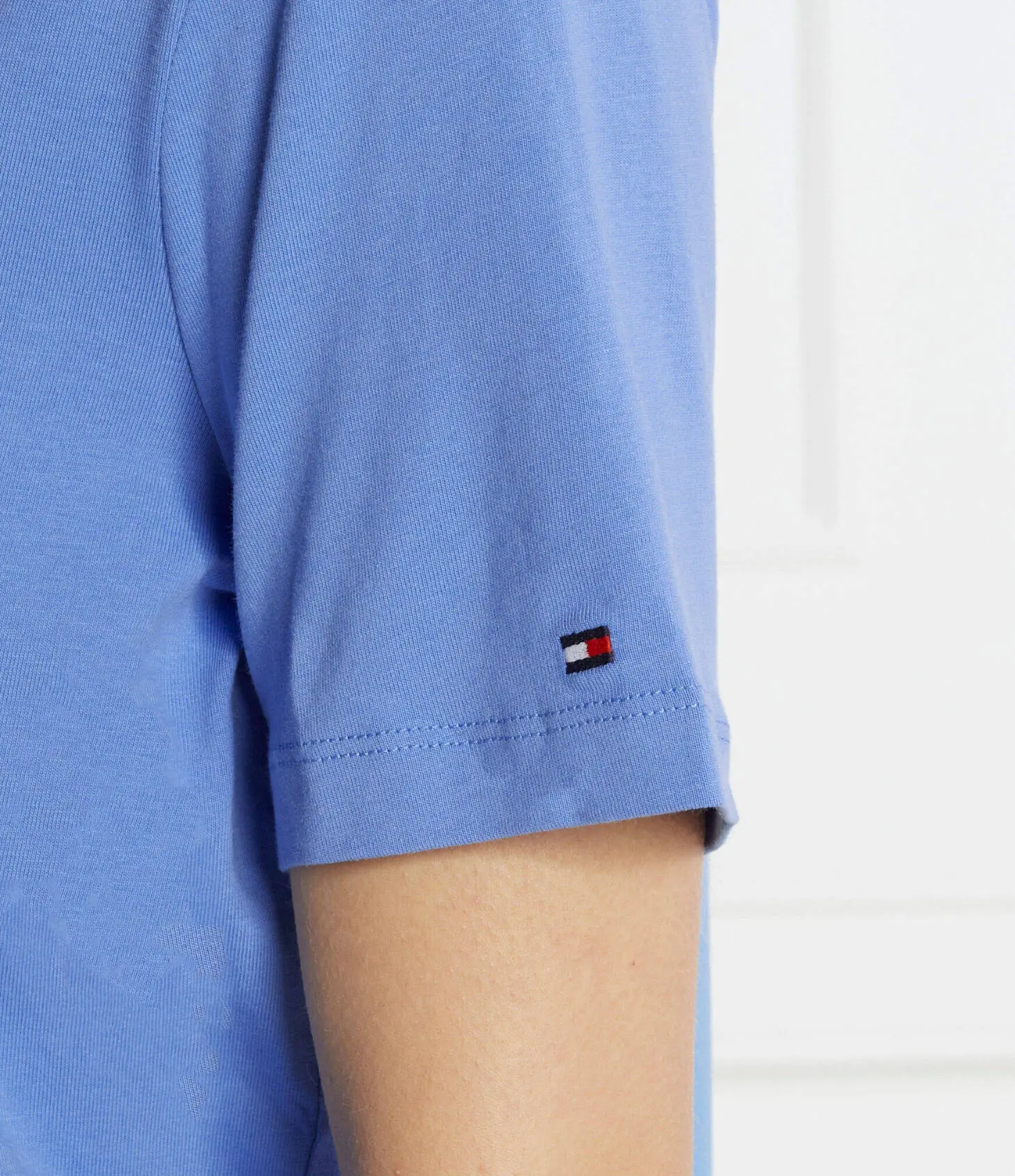 Футболка женская