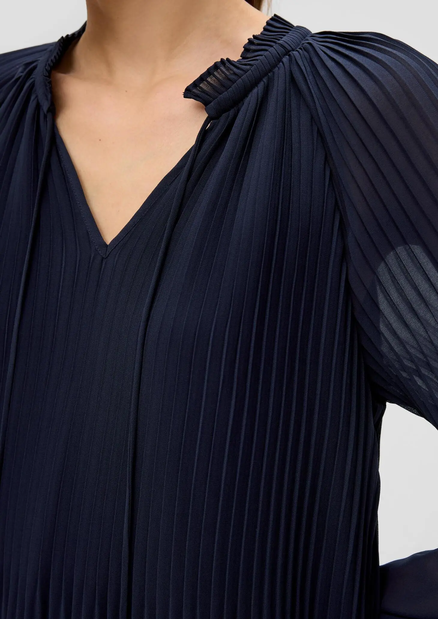 Платье миди женское