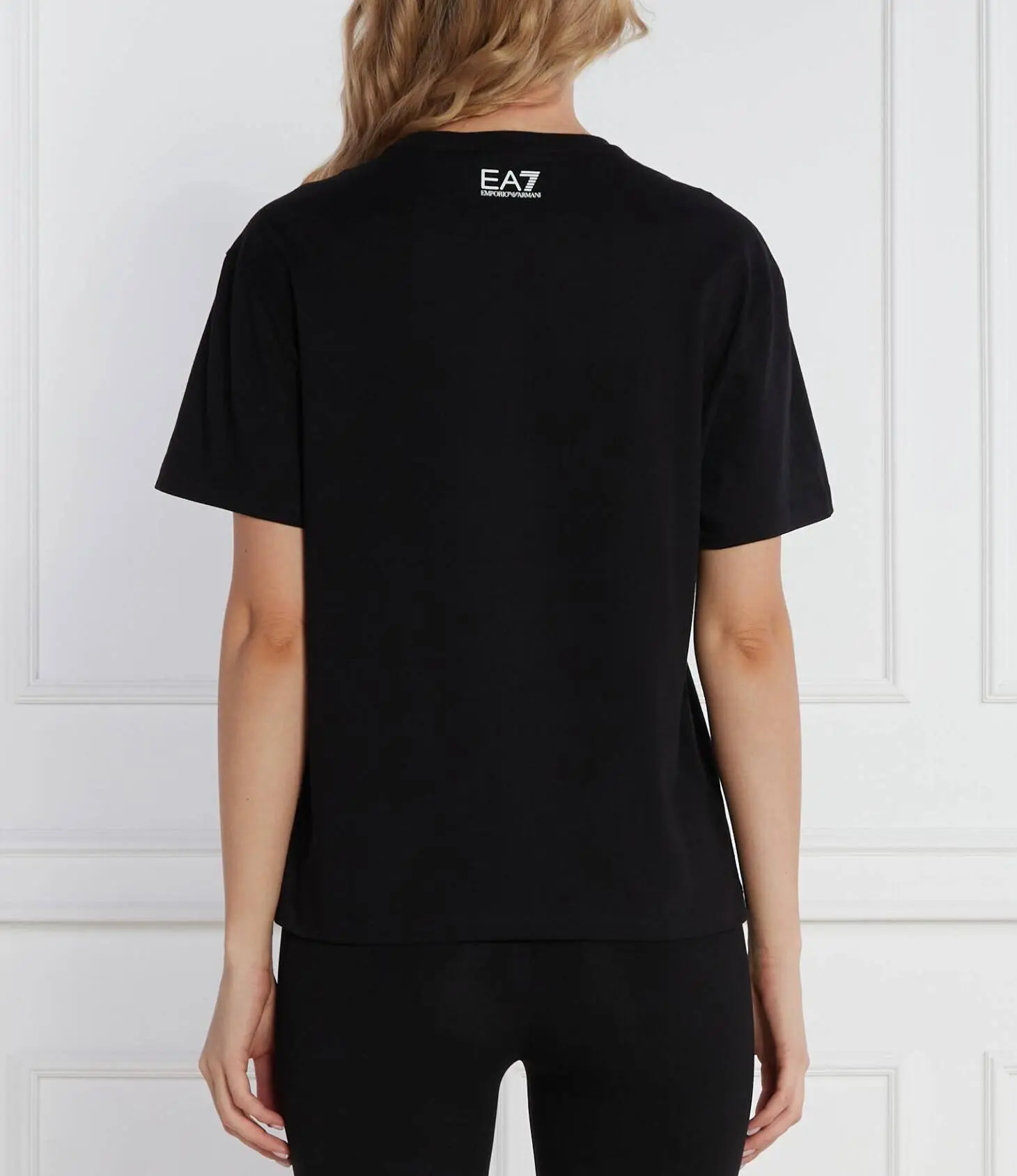 Футболка женская