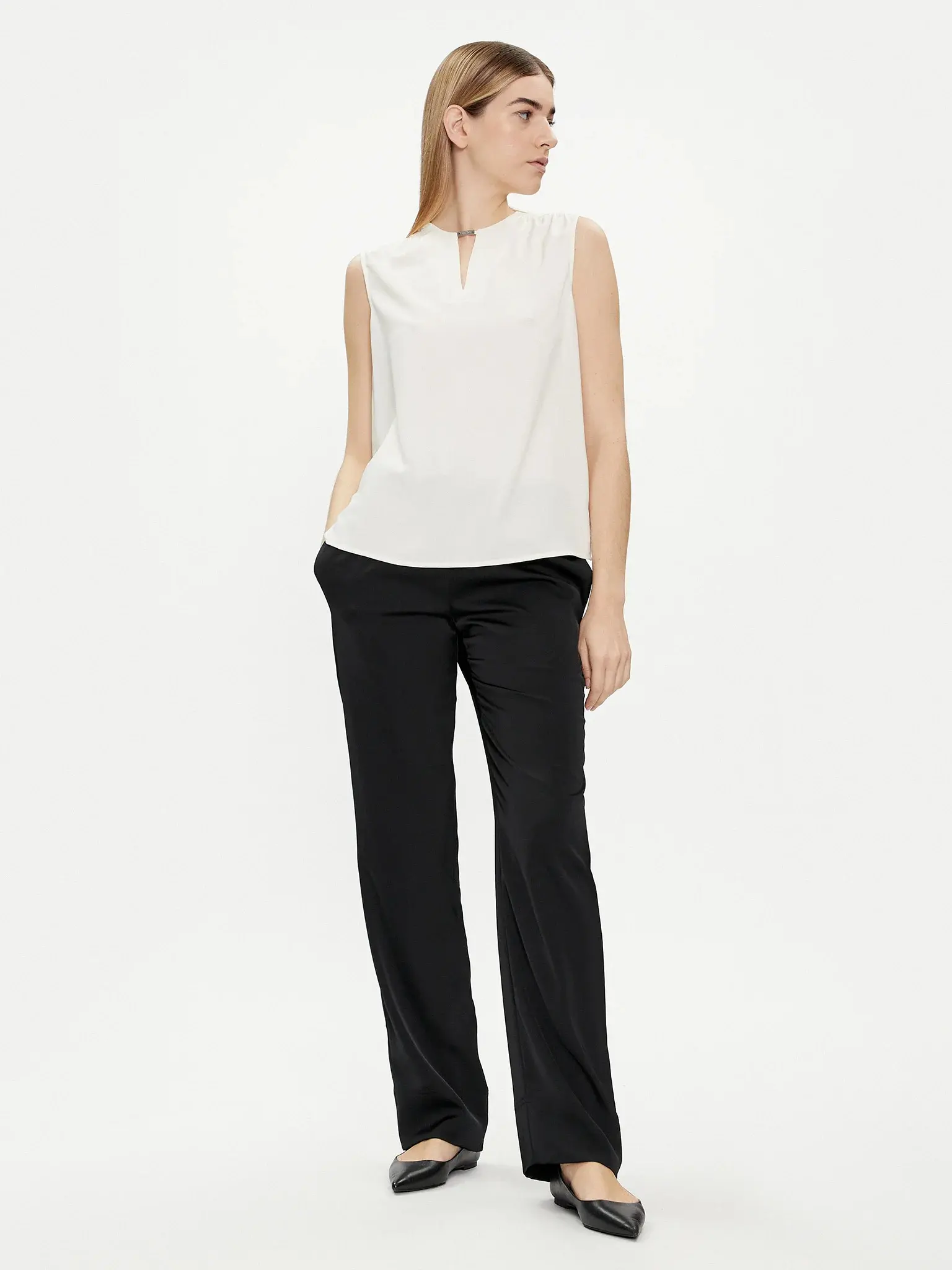 Брюки классические женские