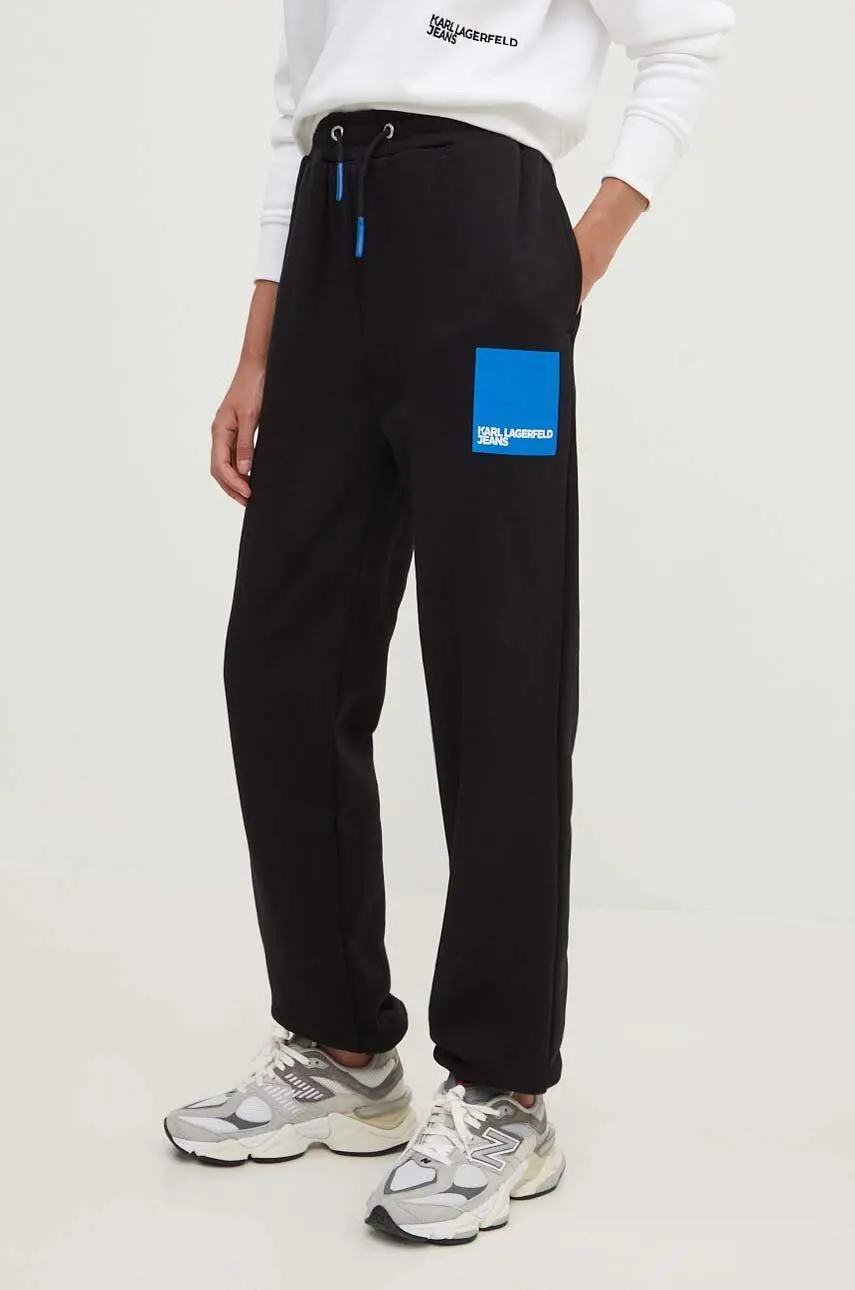 Брюки джоггеры женские