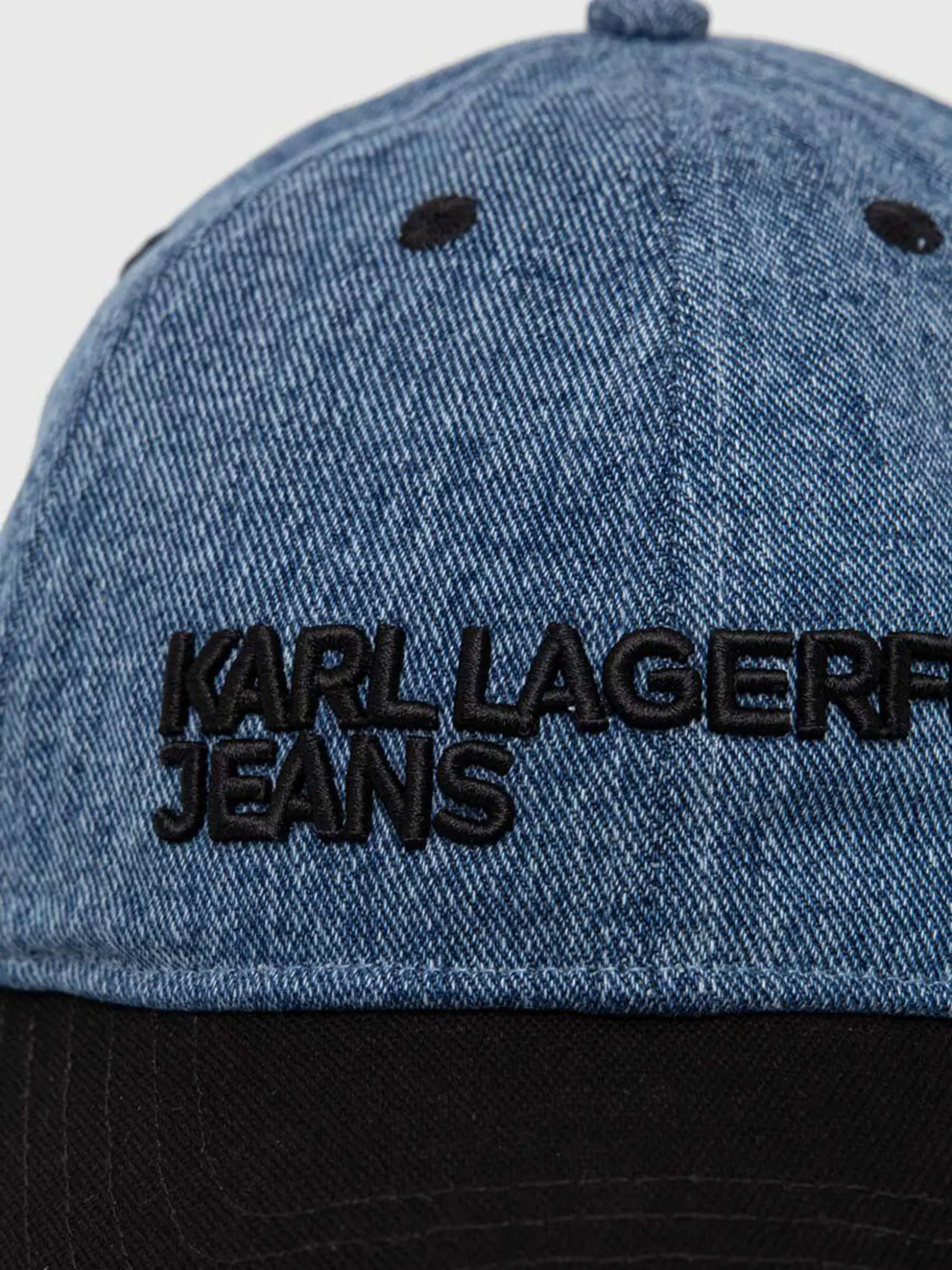 Кепка женская