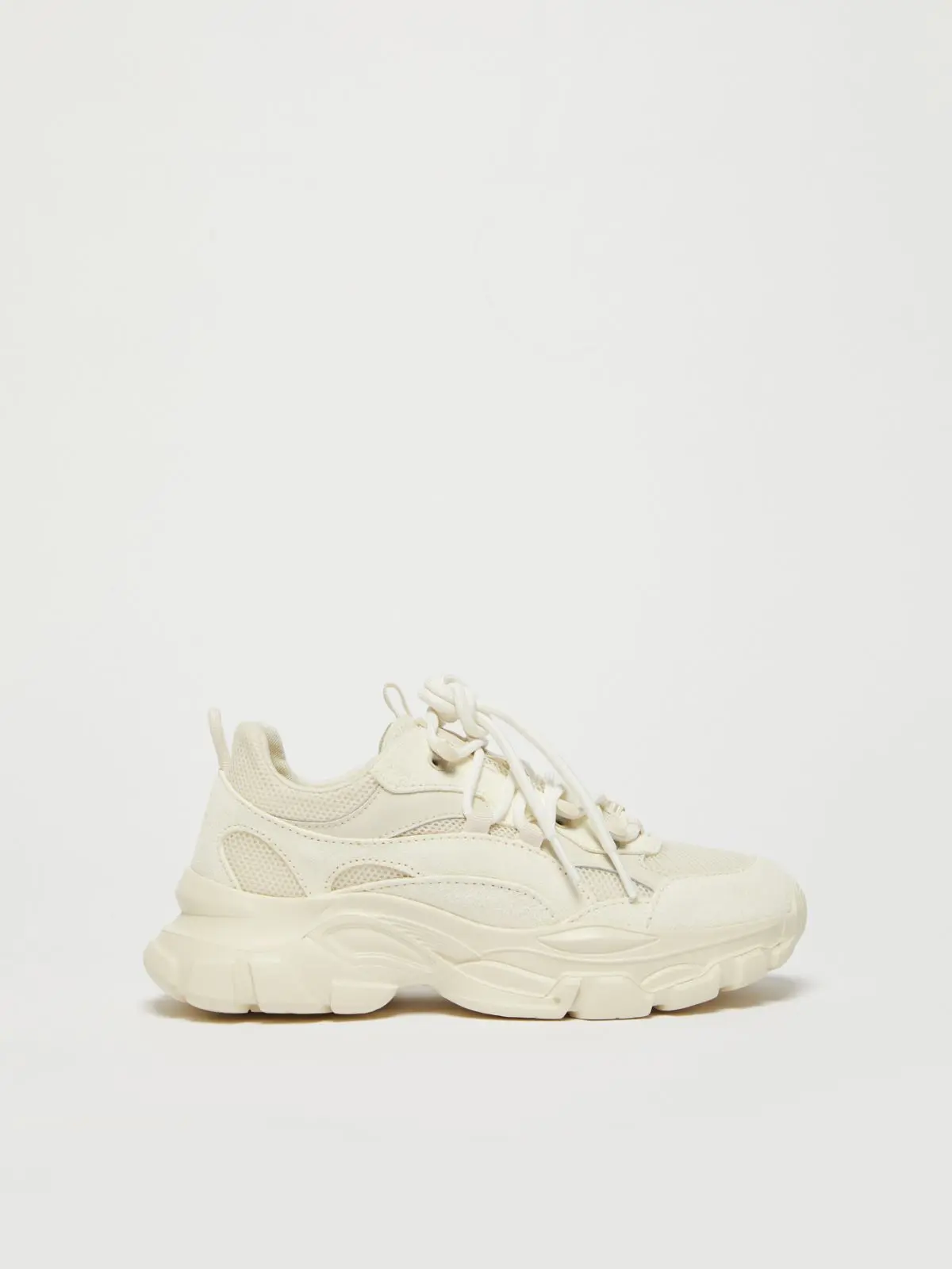 Кроссовки женские