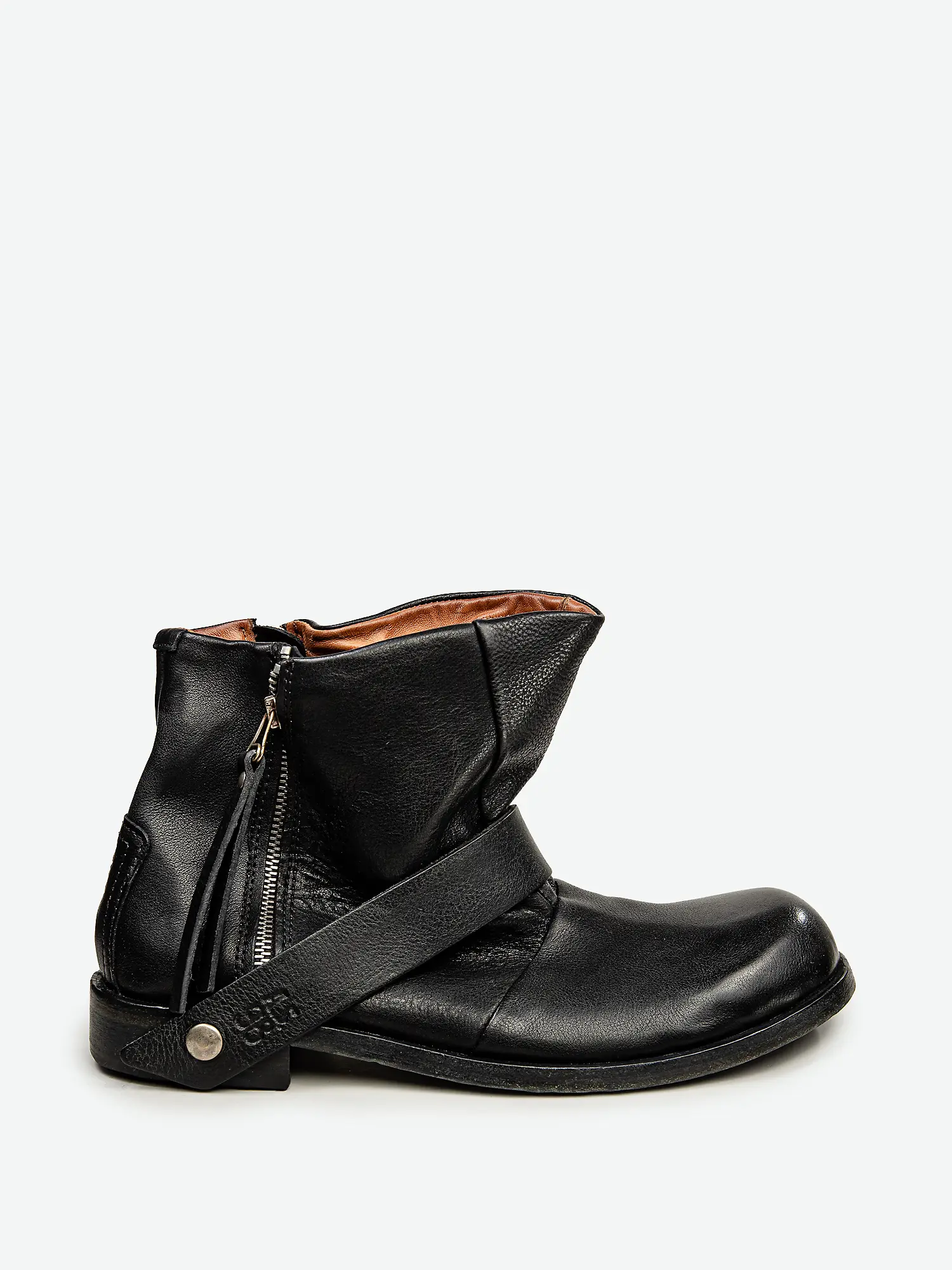 Ботинки мужские