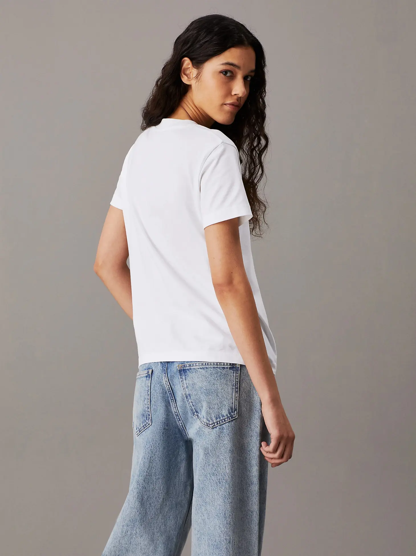 Футболка женская