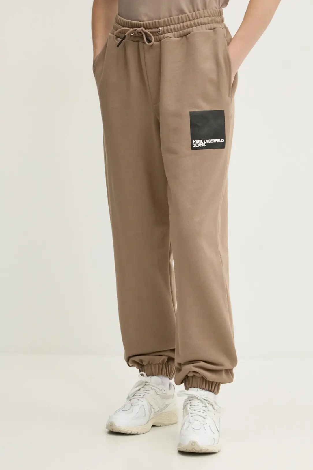 Брюки джоггеры женские