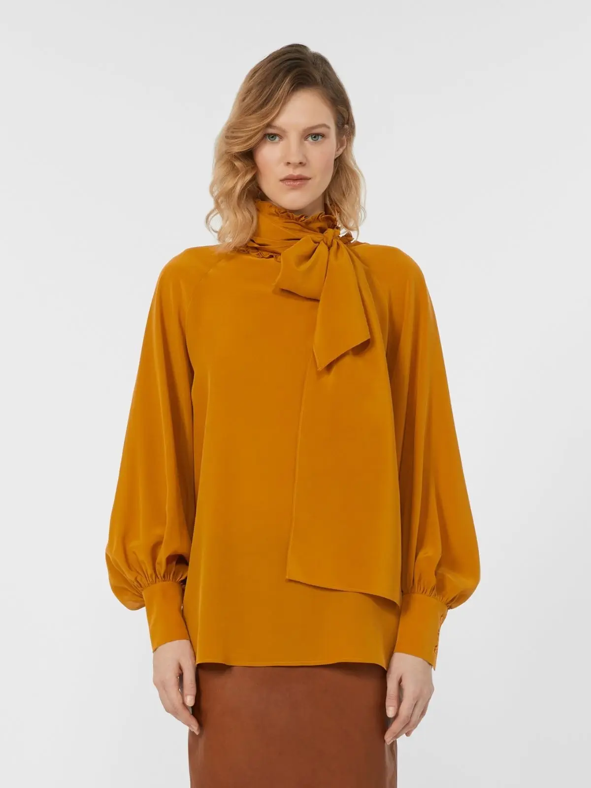 Блуза классическая женская