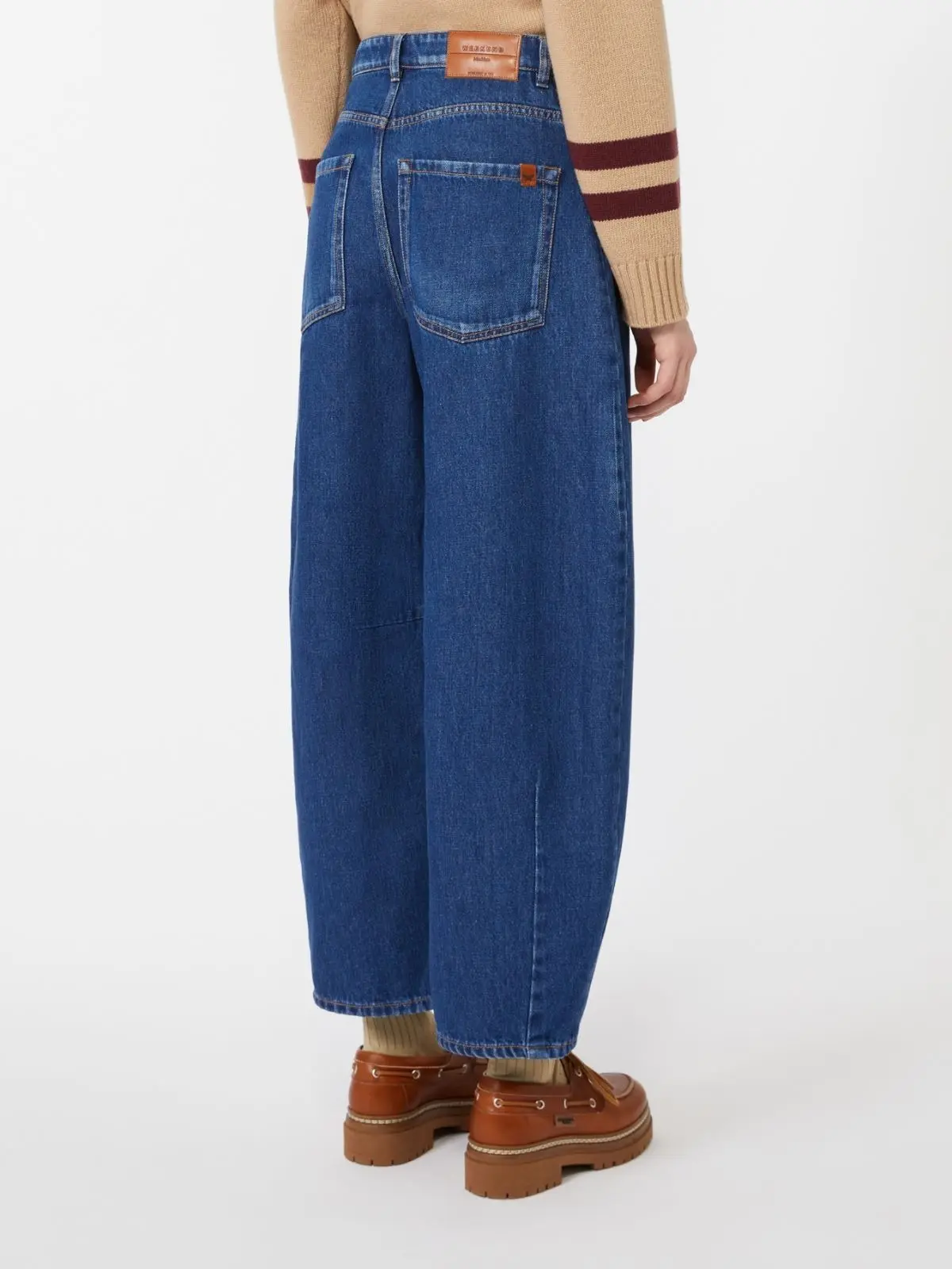 Джинсы широкие и клеш женские