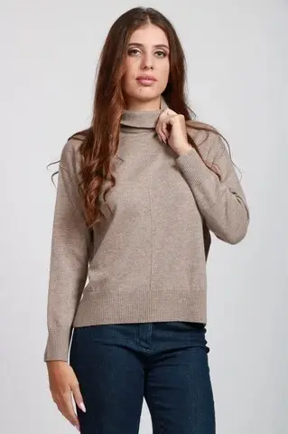 Свитер женский