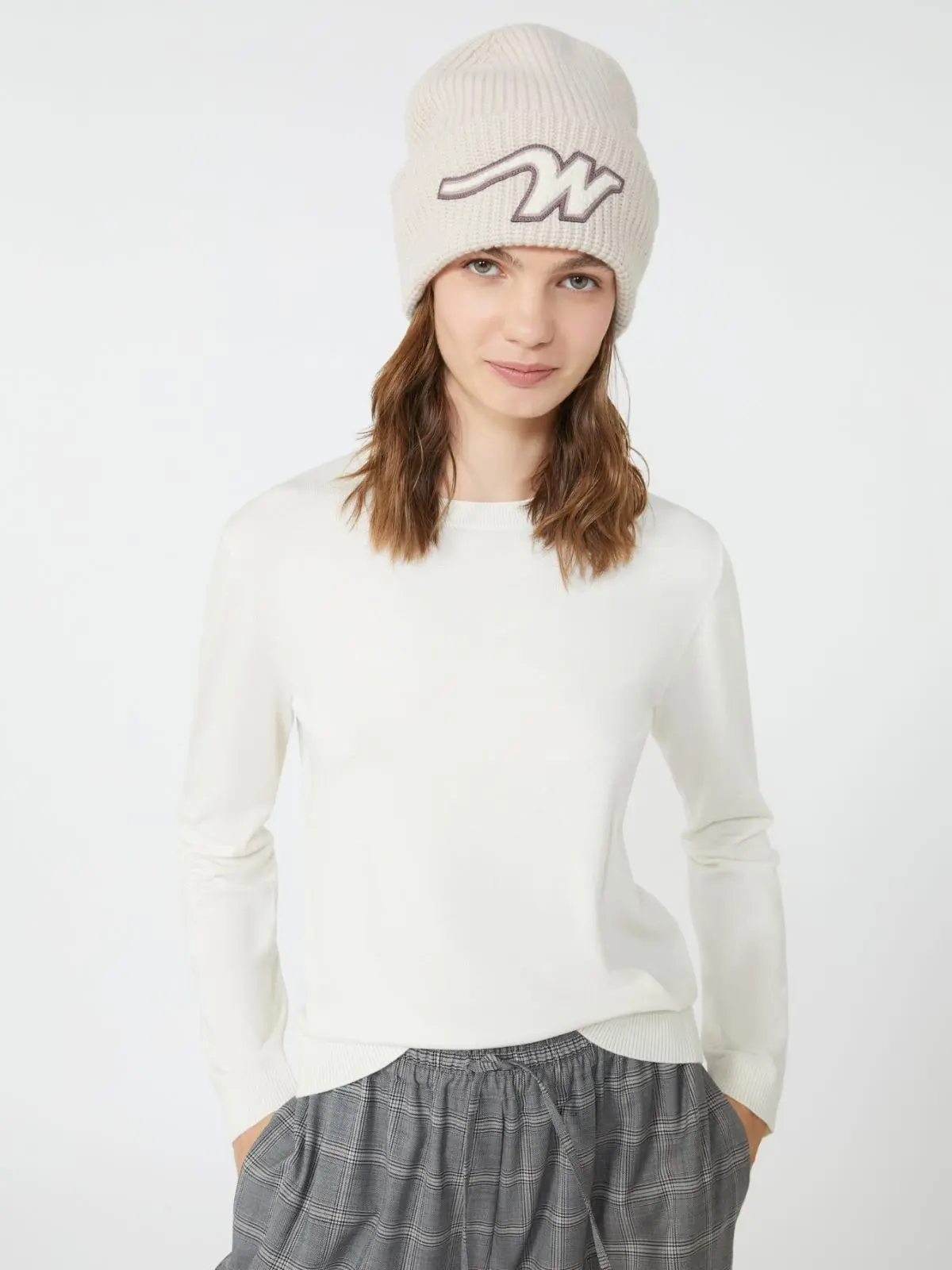 Свитер женский