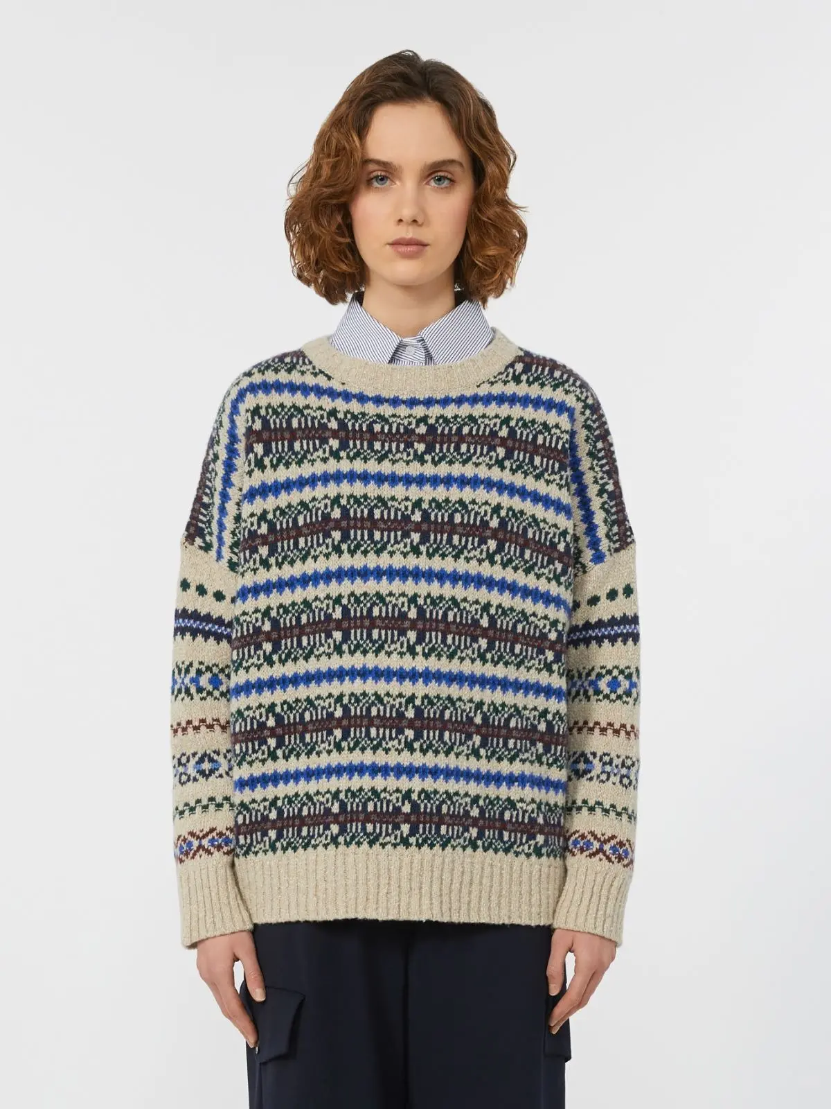 Свитер женский