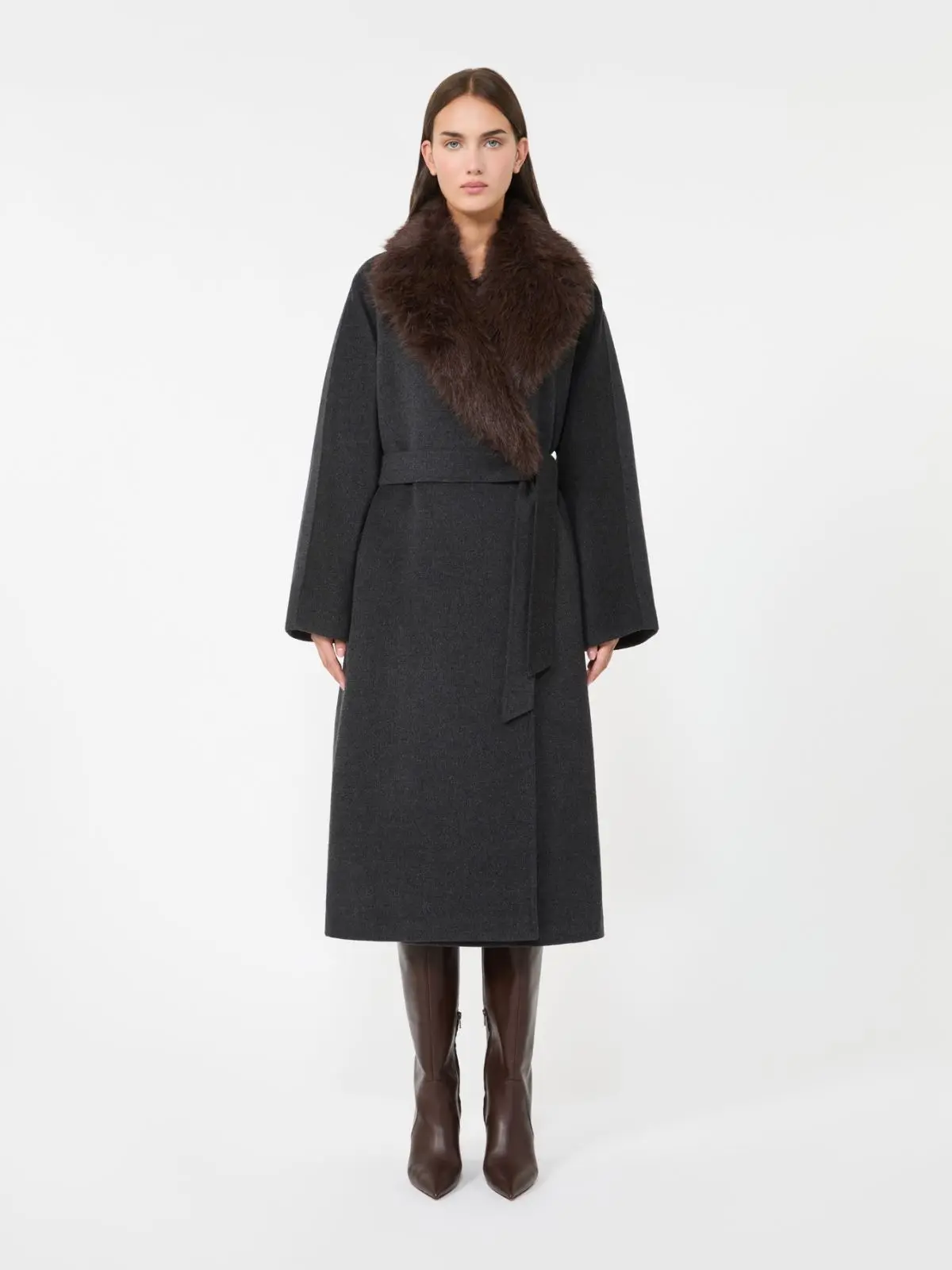 Пальто женское