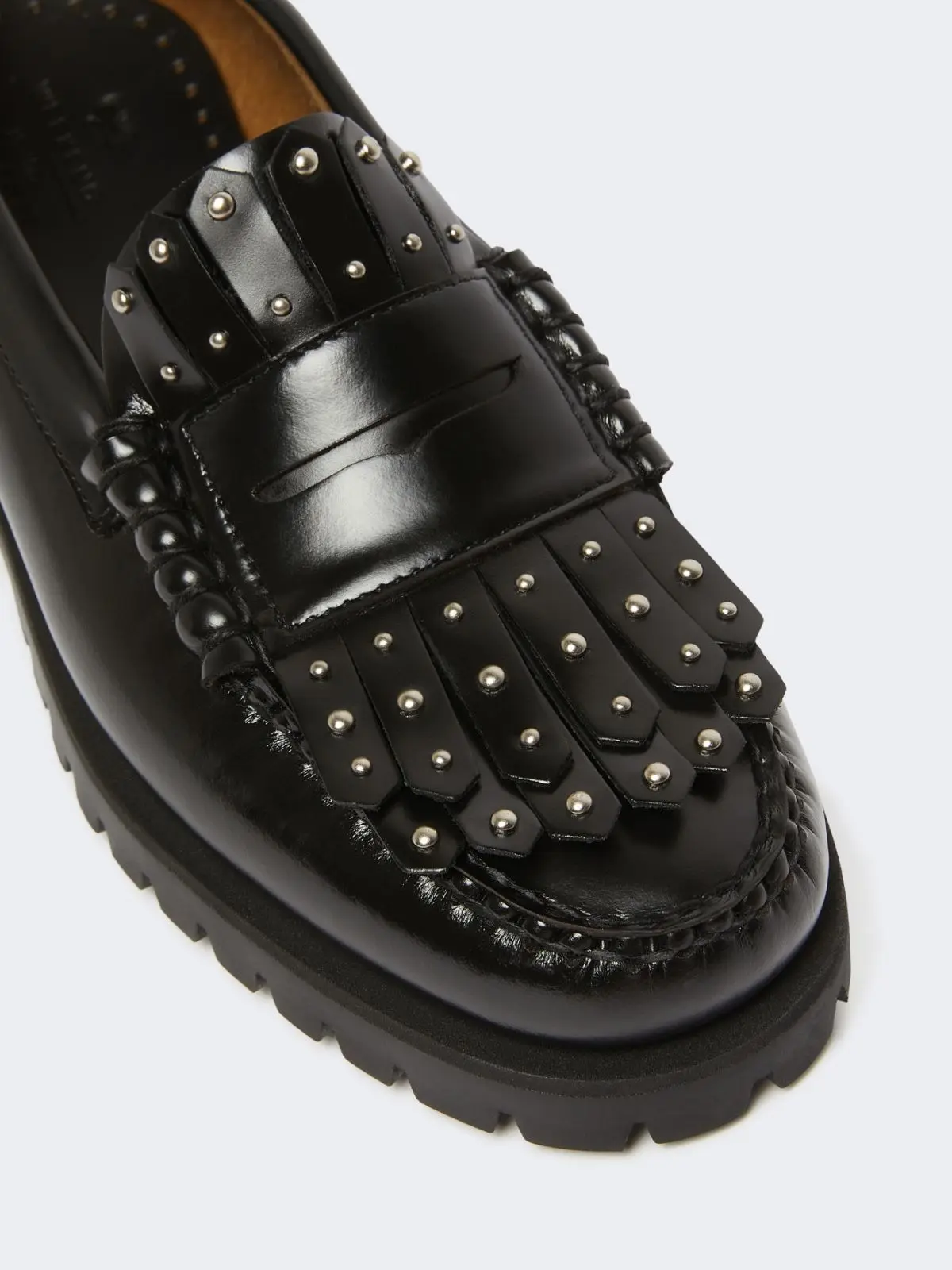 Лоферы женские