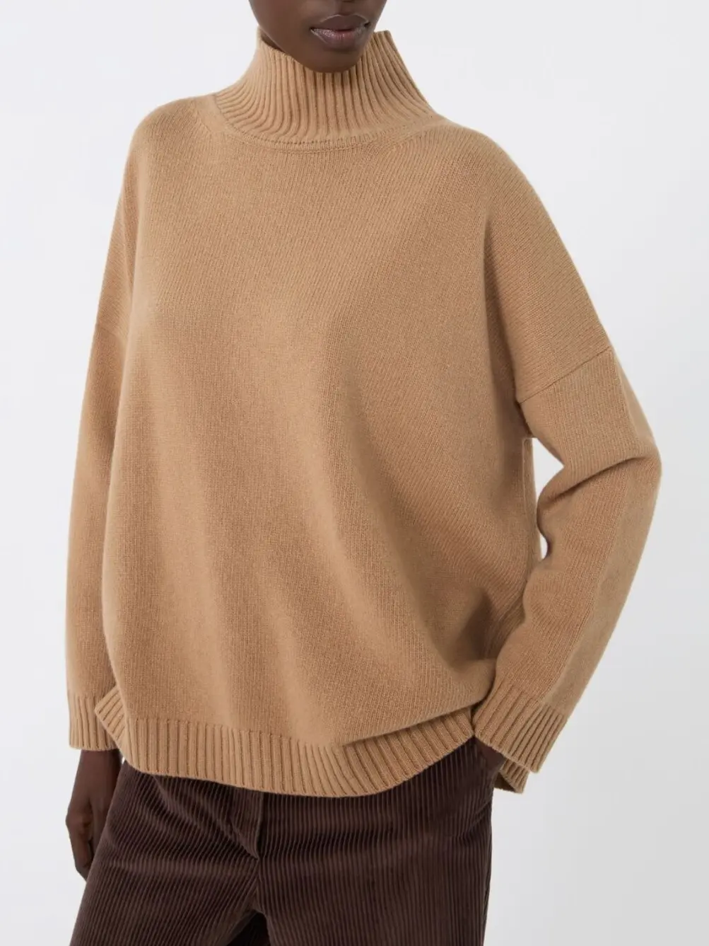 Свитер женский