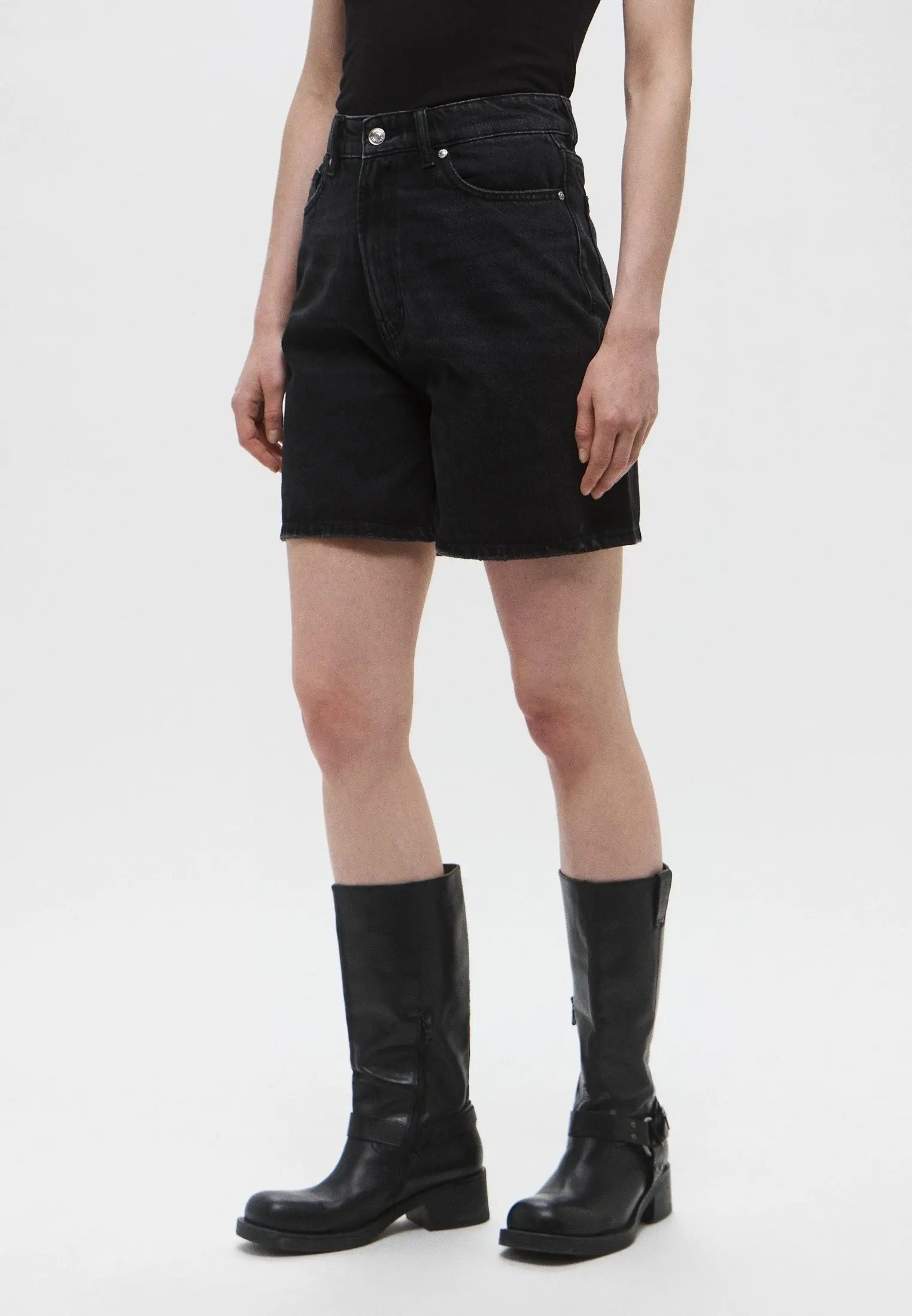 Шорты джинсовые женские