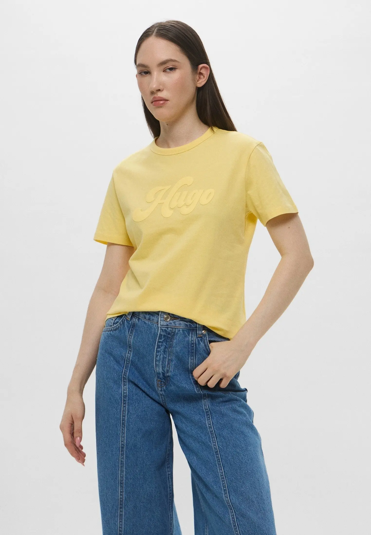 Футболка женская