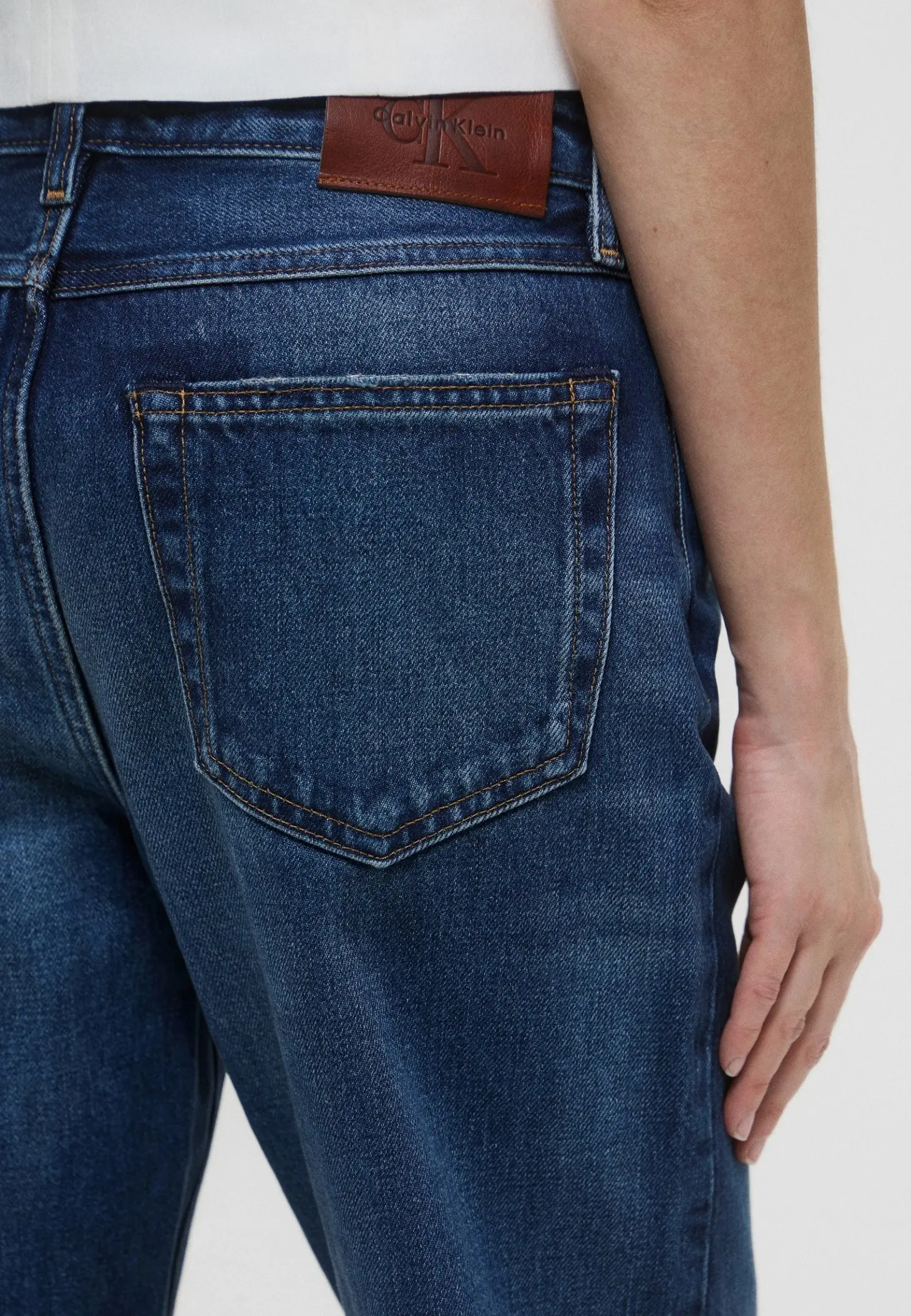 Джинсы прямые женские