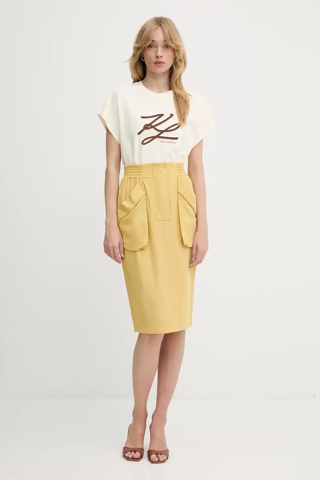 Футболка женская